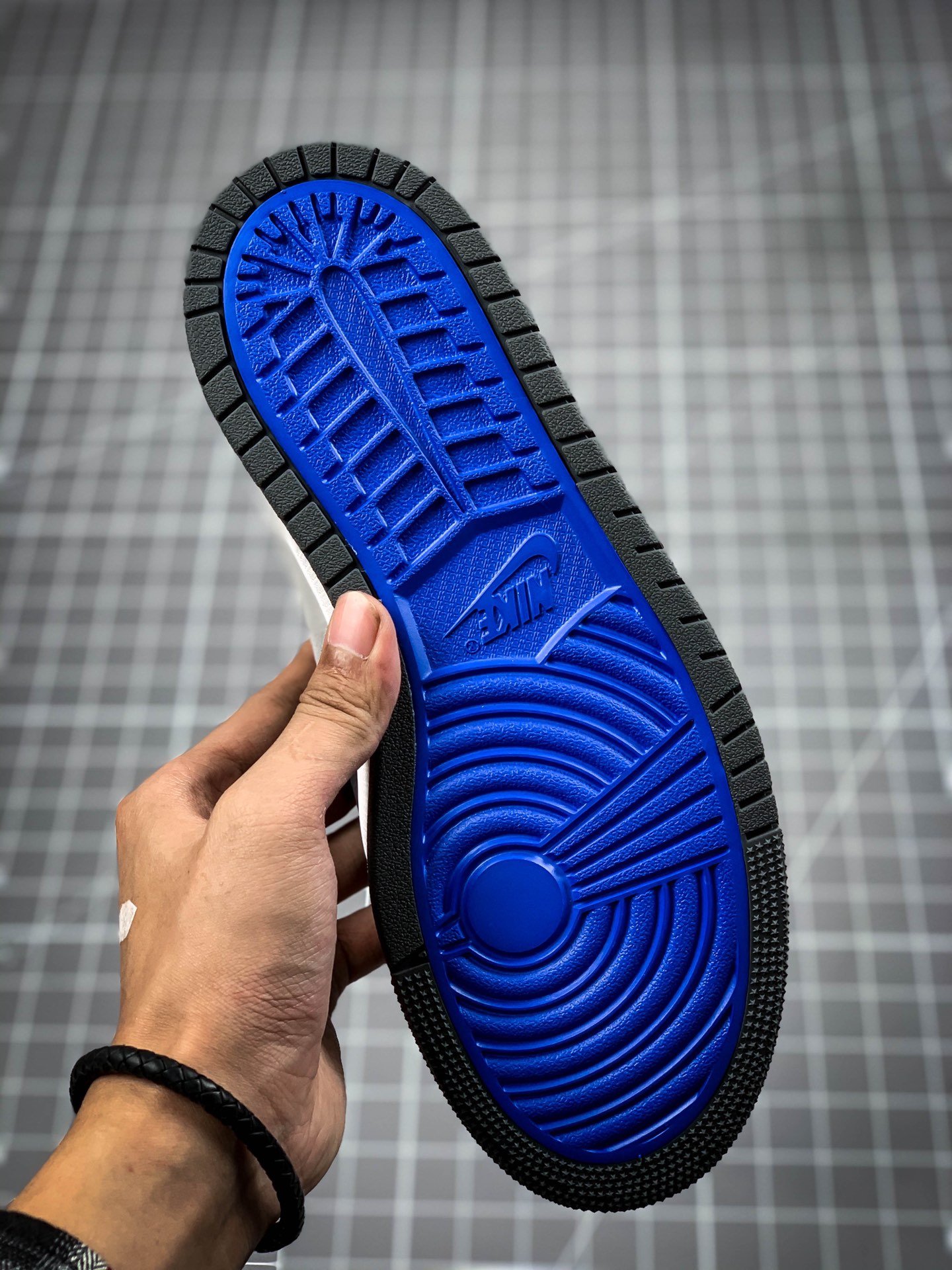 380  中国赛区联名款 LPL x Air Jordan 1 Zoom Comfort  DD1453-001