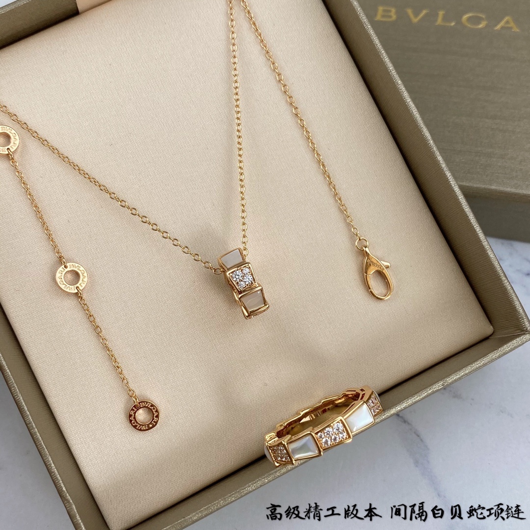 精工版天然白贝母间隔蛇项链v金材质最