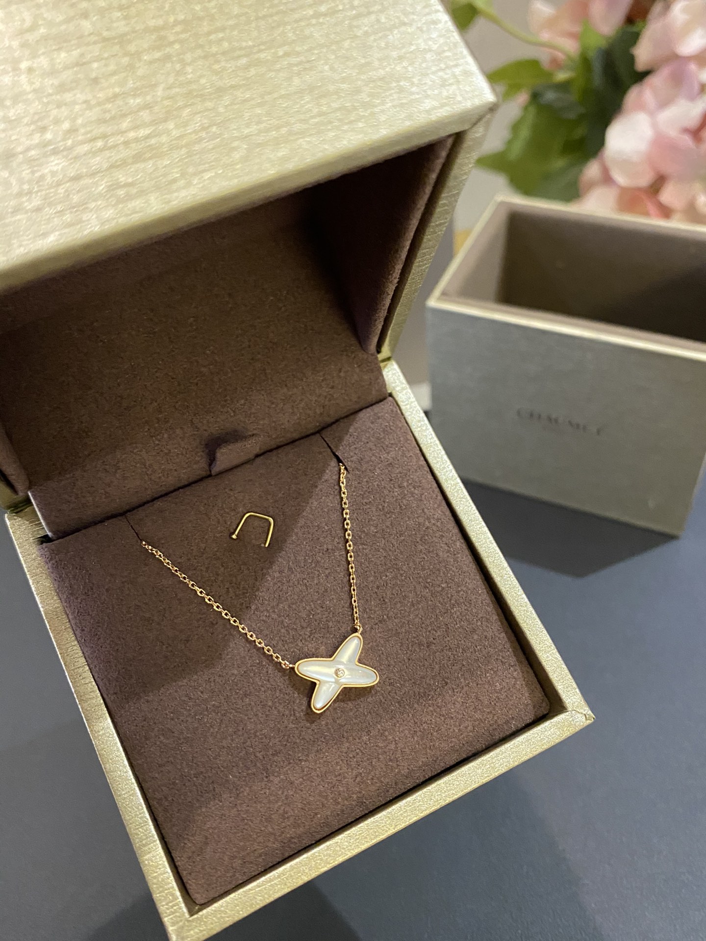 Chaumet Rose Gold and White Mother-of-Pearl - Comprehensive 6