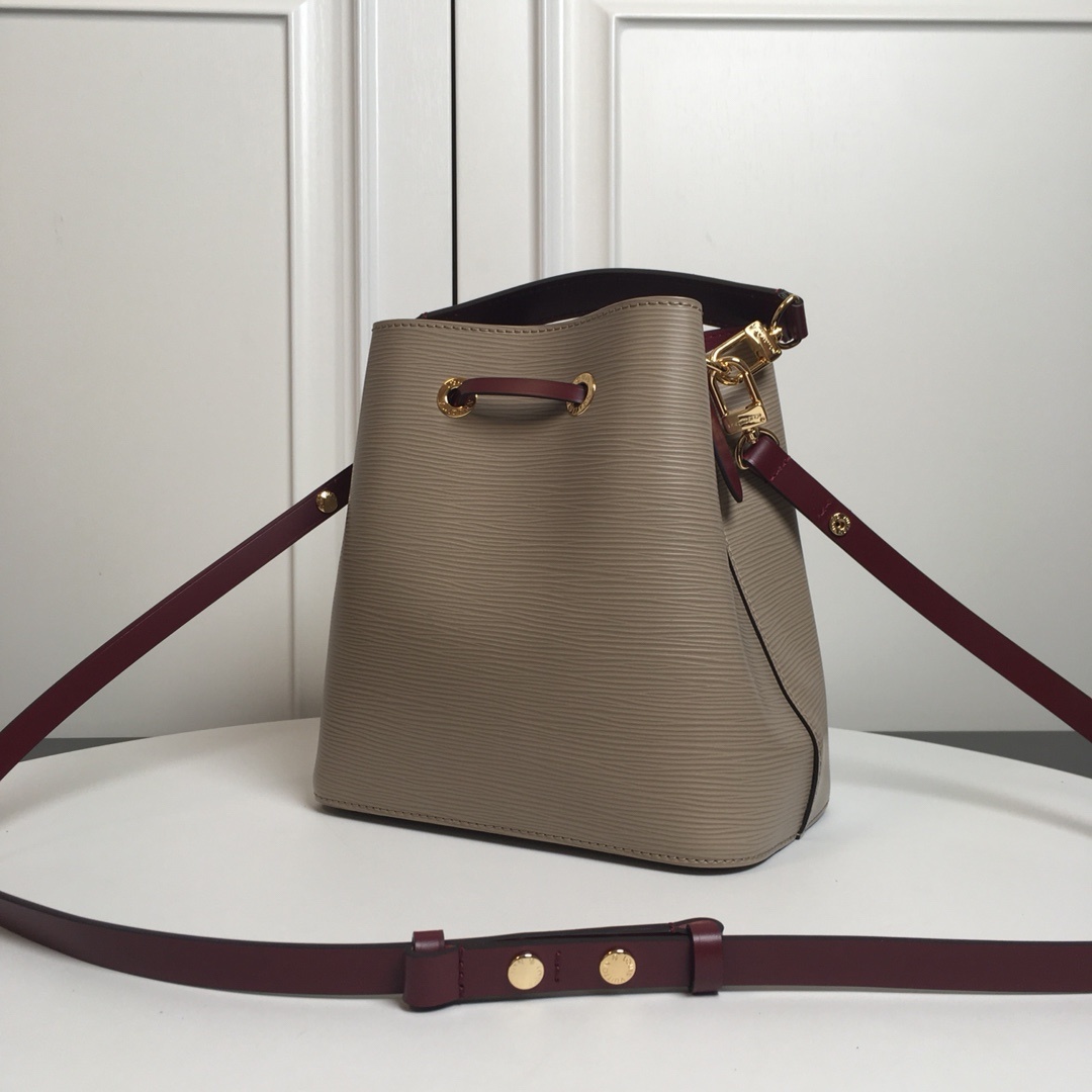 M52853【顶级原单】象灰色 顶级原单本款 NéoNoé BB 迷你水桶包融合 Epi 粒面皮革和光滑