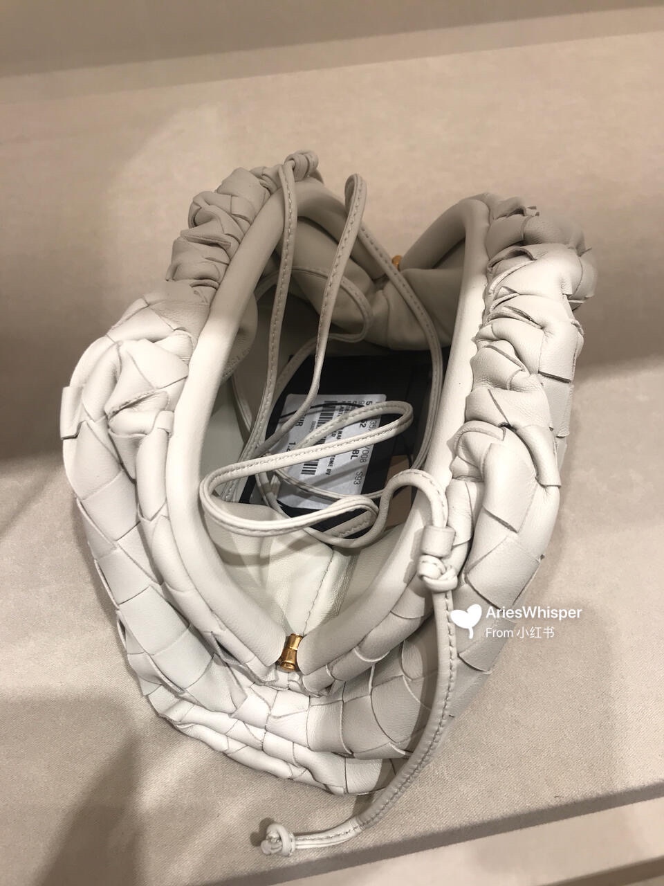 Bottega Veneta THE MINI POUCH 22CM 编织云朵包 585852白色