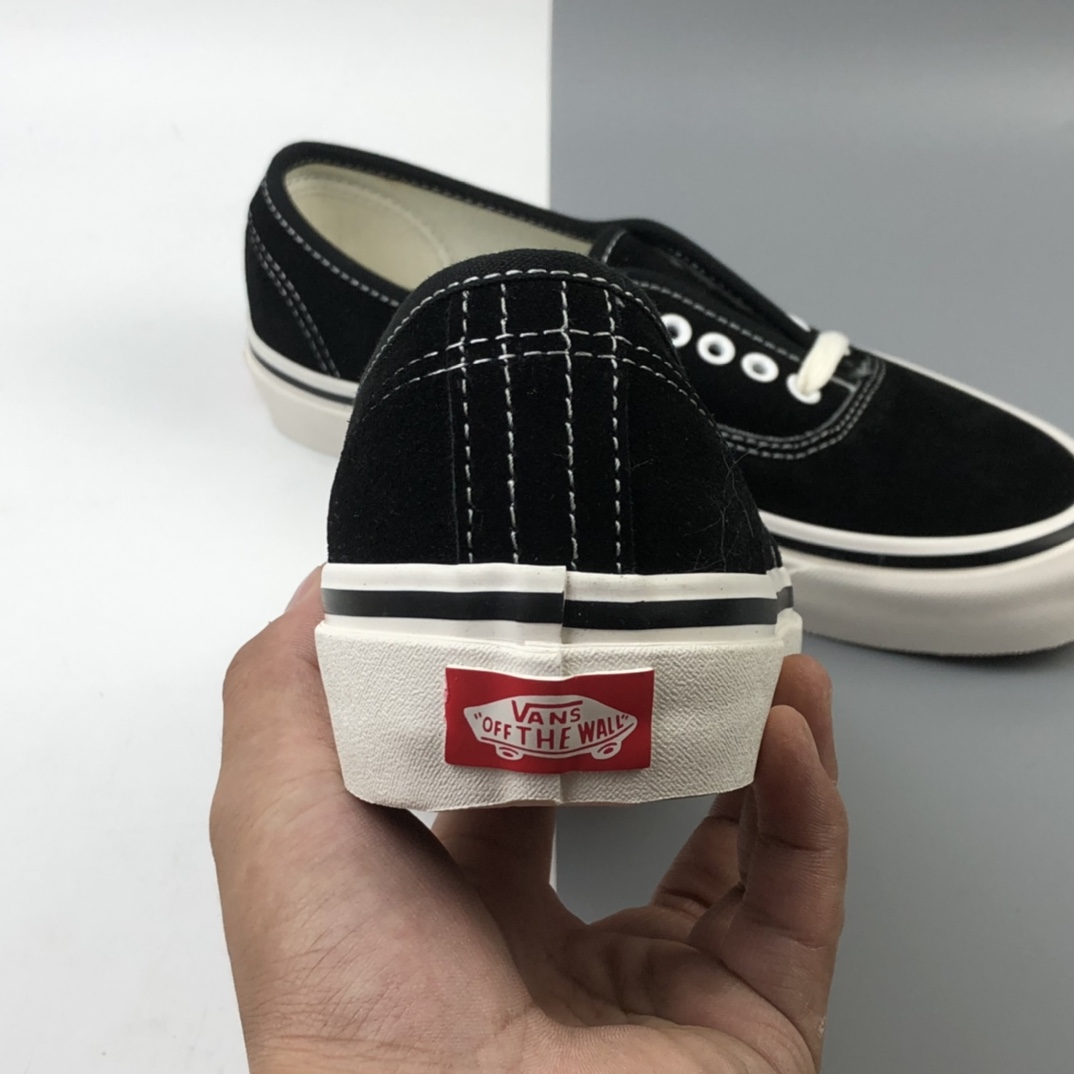 140 Vans Authentic 44 DX 安纳海姆麂皮硫化板鞋 VN0A38ENMR2