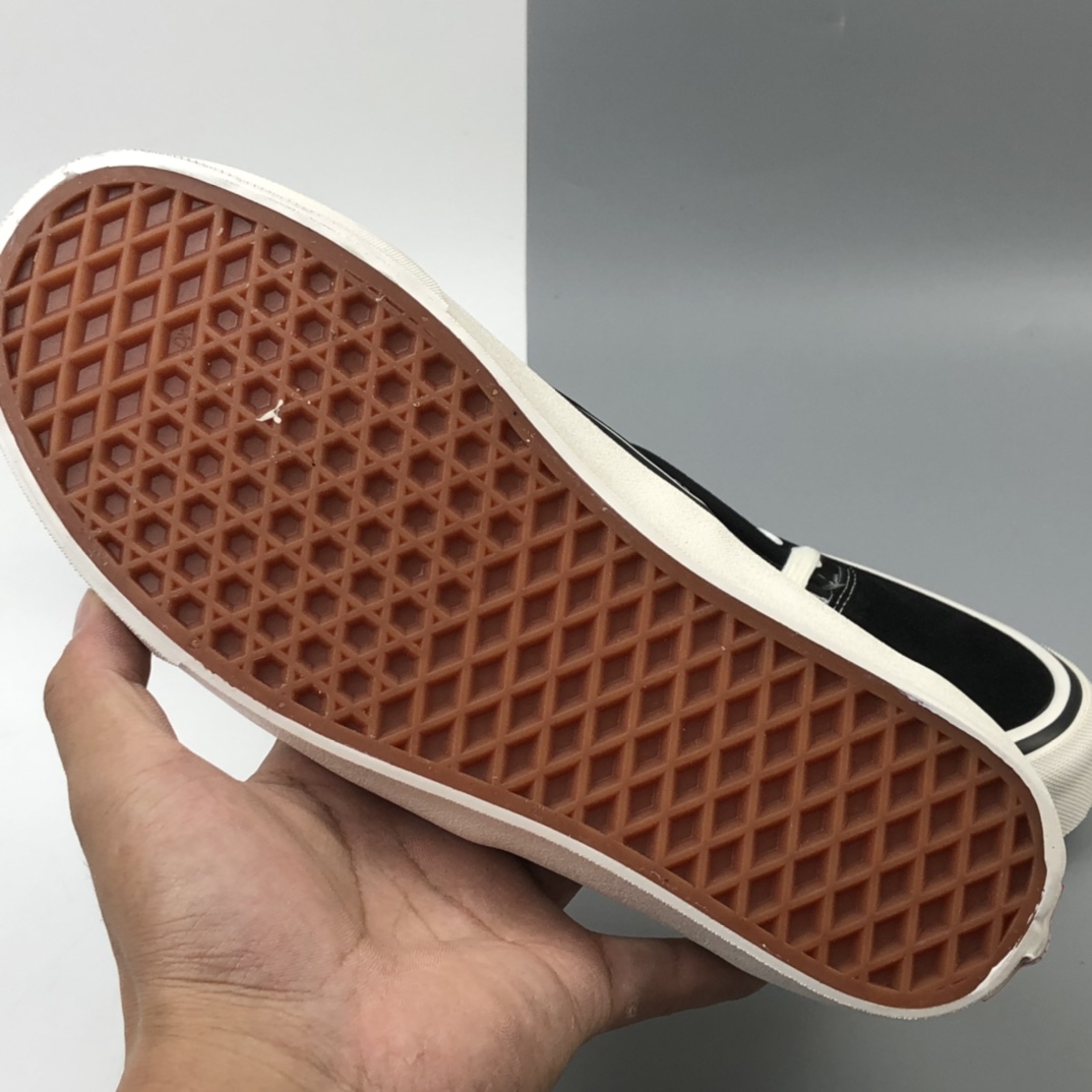 140 Vans Authentic 44 DX 安纳海姆麂皮硫化板鞋 VN0A38ENMR2