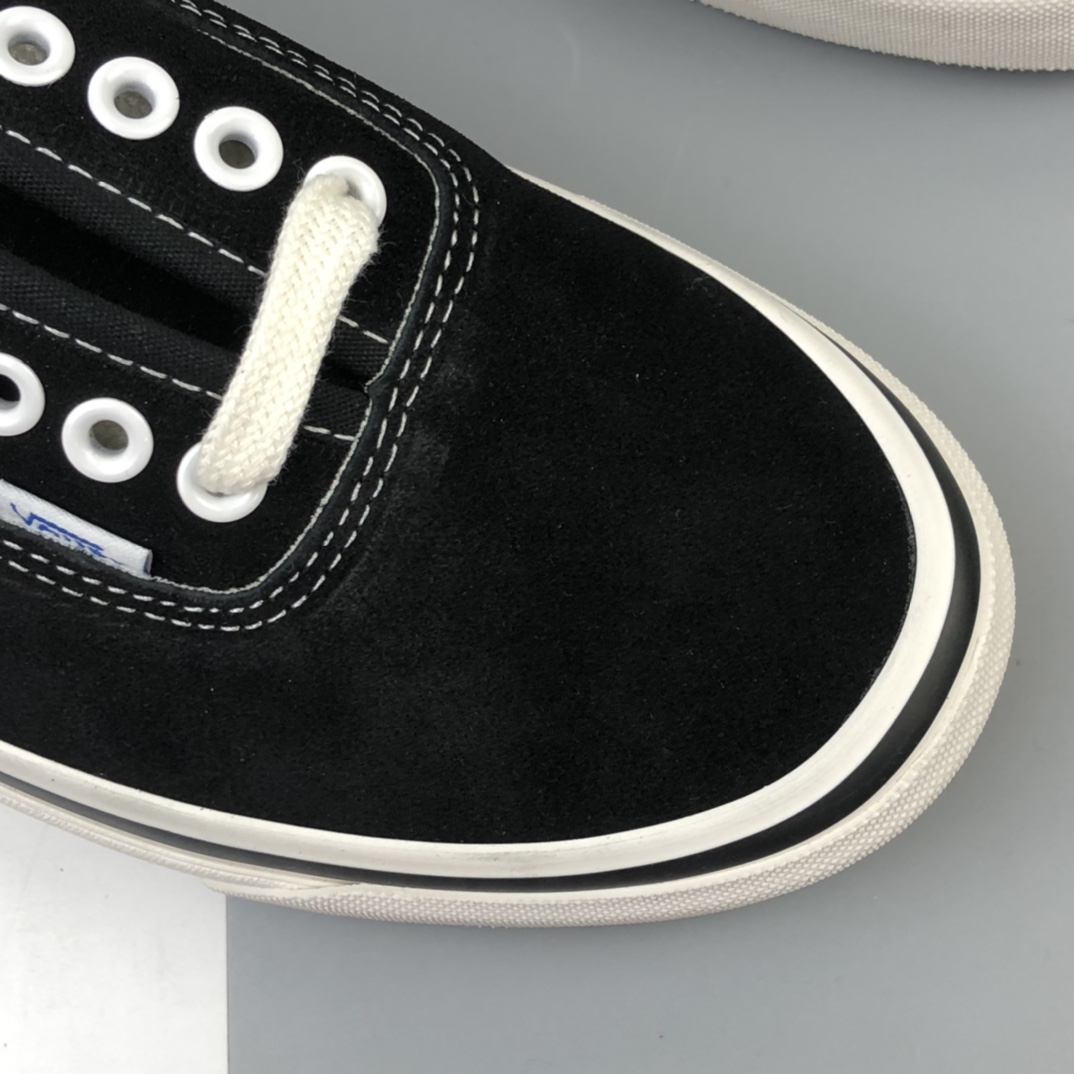 140 Vans Authentic 44 DX 安纳海姆麂皮硫化板鞋 VN0A38ENMR2