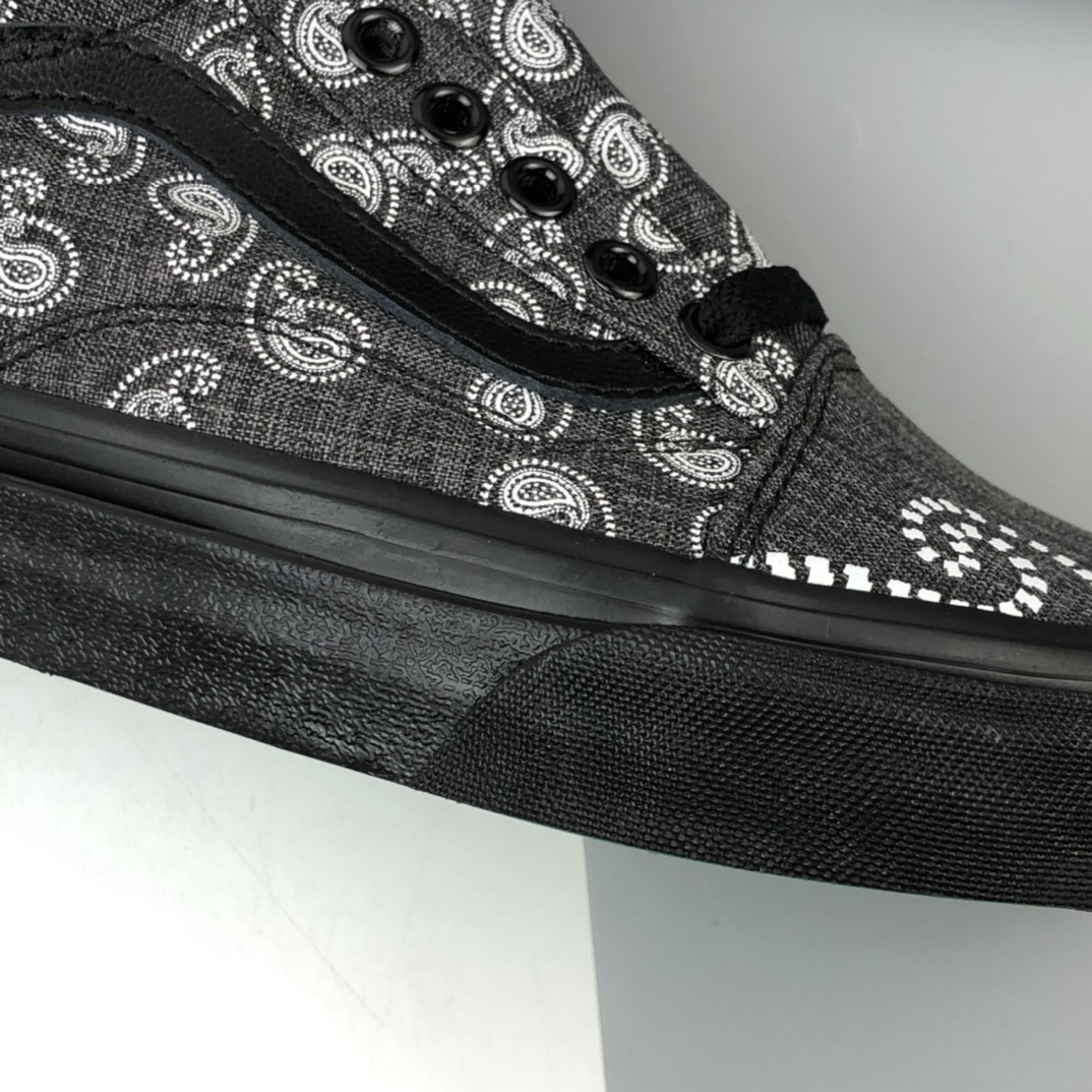 150 Casestudy x Vans Vault ”Bandana” 2020 腰果花联名系列低帮板鞋 VN0A4U3HT05