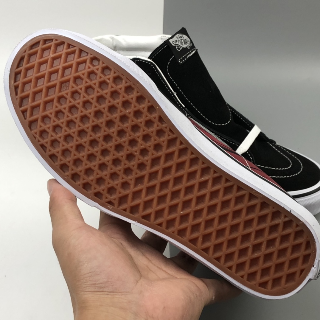 160 Vans Sk8-Hi 秋冬新款侧边拼色条纹高帮休闲职业滑板鞋 VN0A4U3C2C5