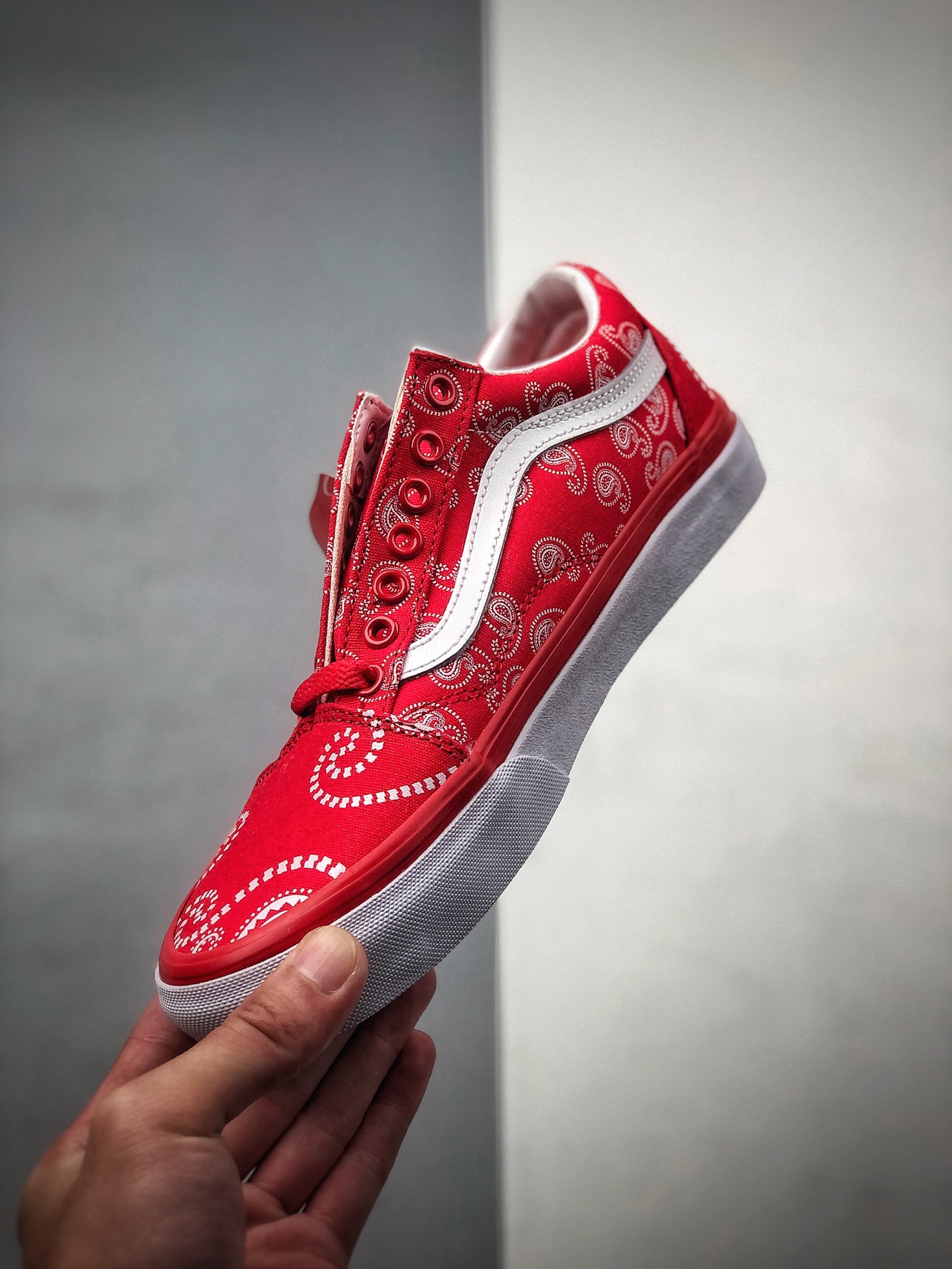 150  韩国店铺Casestudy x Vans Vault ”Bandana” 2020 腰果花联名系列 高端水晶底Ht05