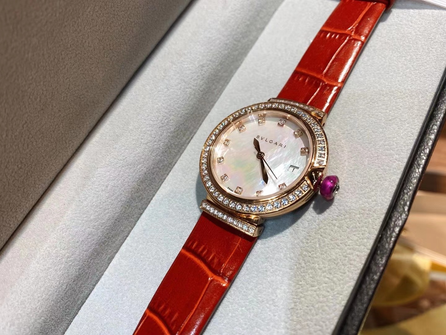 Bvlgari Lvcea rose gold diamond-set case and bezel, white mother-of-pearl dial, red alligator strap 33mm Women's Automatic