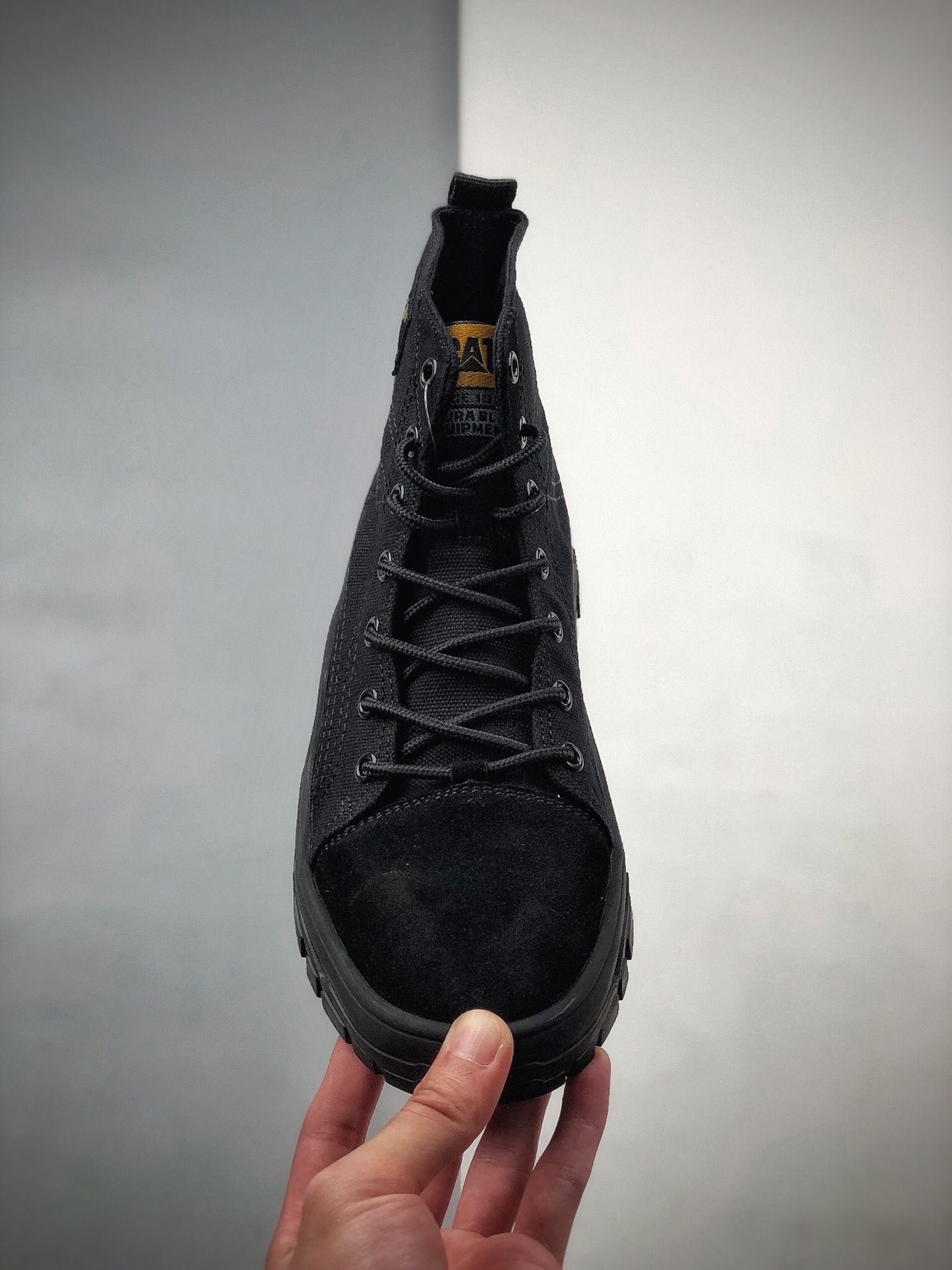 220 CAT FOOTWEAR/ CAT P721066 卡特工装复古老爹鞋