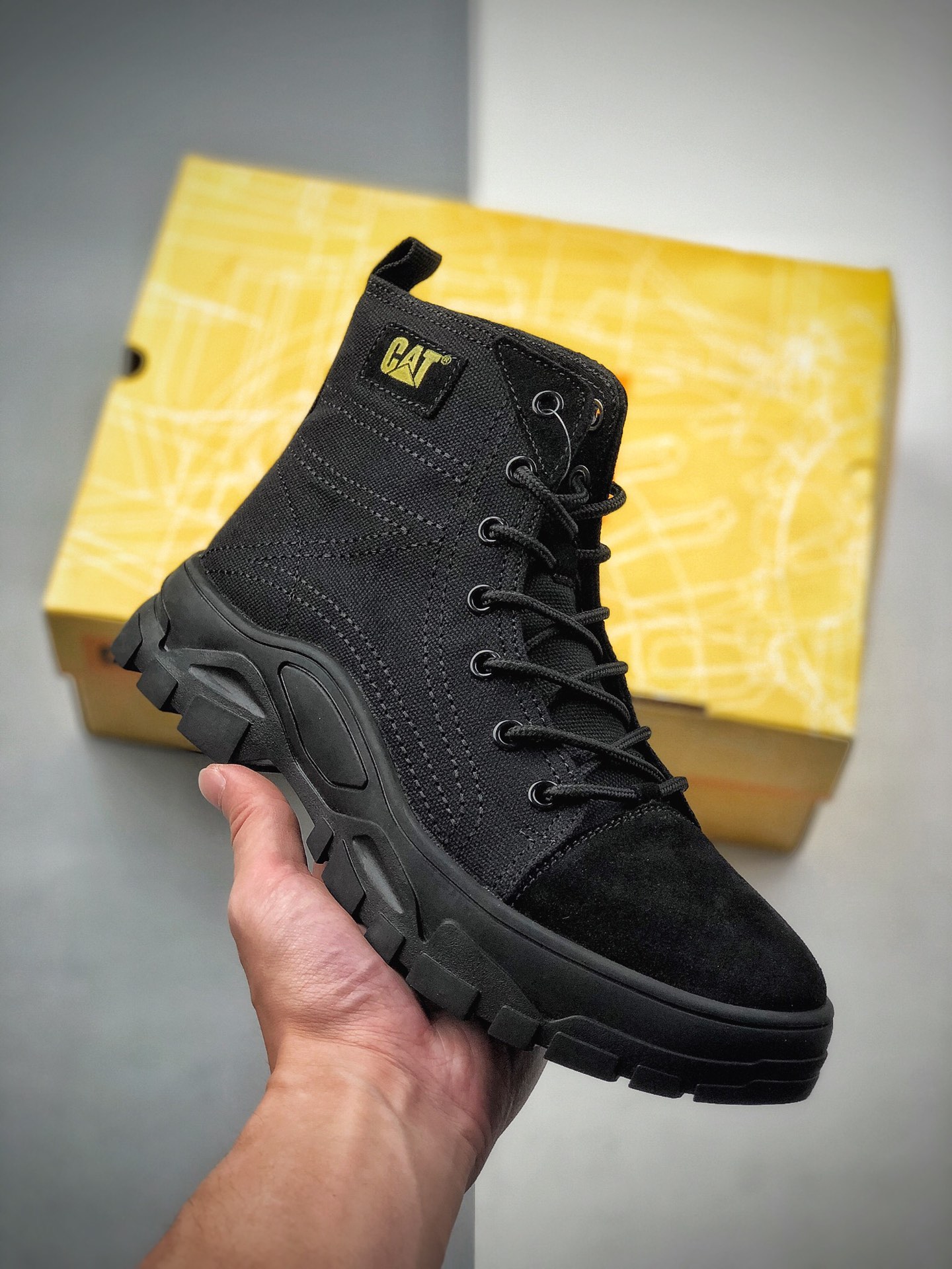220 CAT FOOTWEAR/ CAT P721066 卡特工装复古老爹鞋