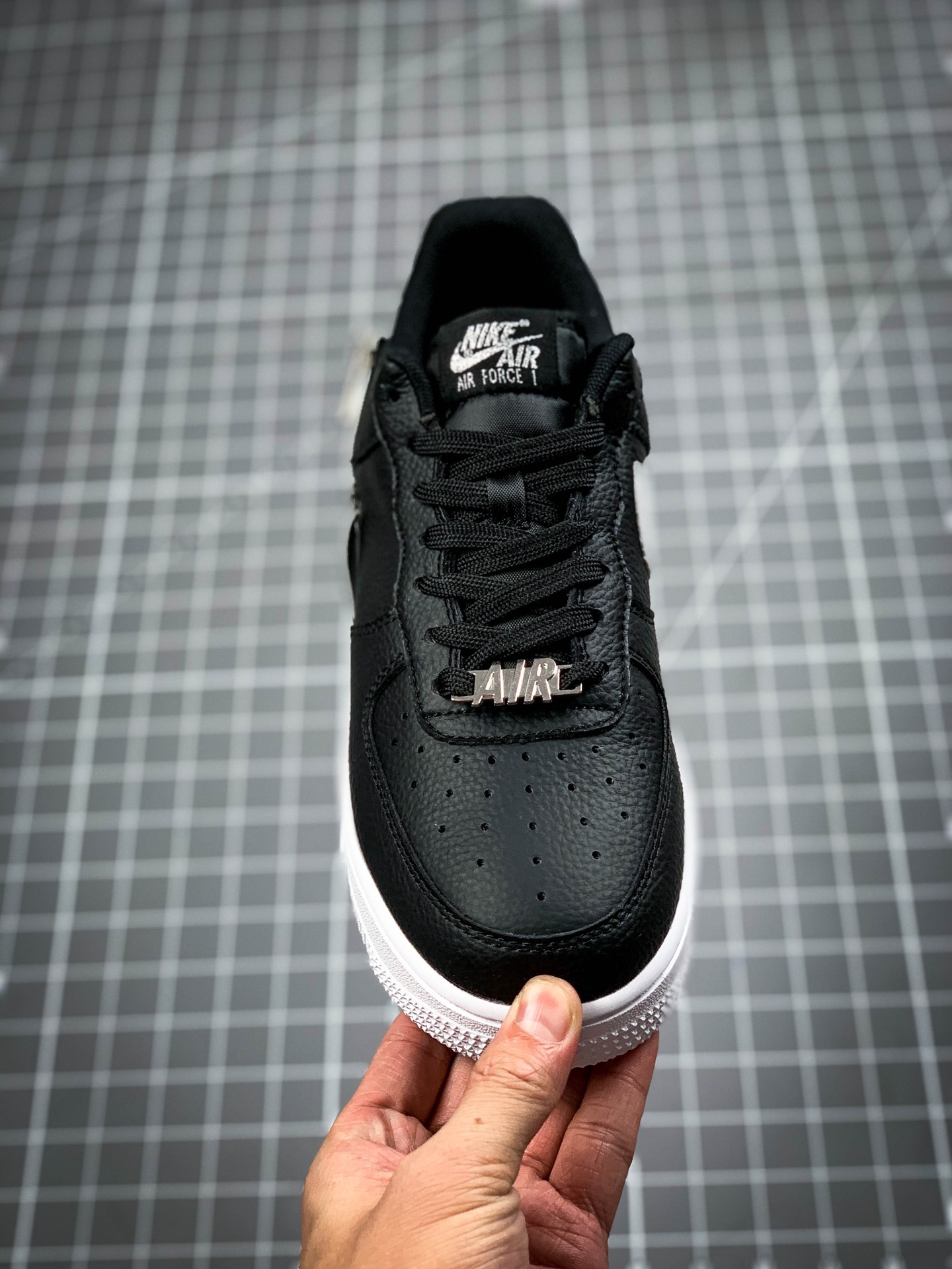 200 Nk Air Force 1 Low 07' PRM “Zip Swoosh”拉链换勾 CW6558-100