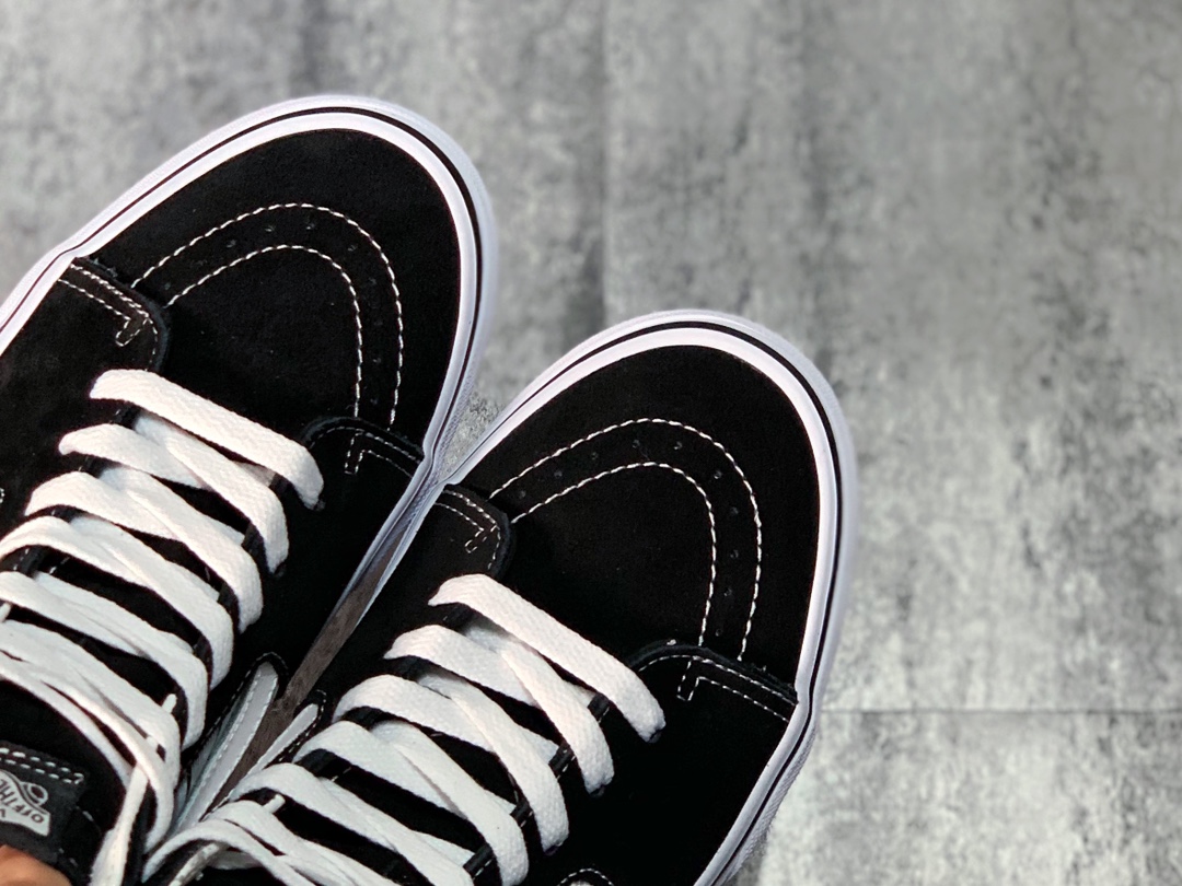 160 Vans Sk8-Hi 高帮涂鸦黑白印花  休闲高帮滑板鞋