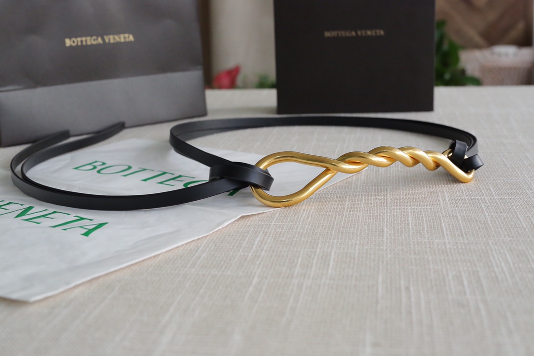 [Bottega Veneta Belts]BV 20 autumn and winter new Fried Dough Twists roll gold