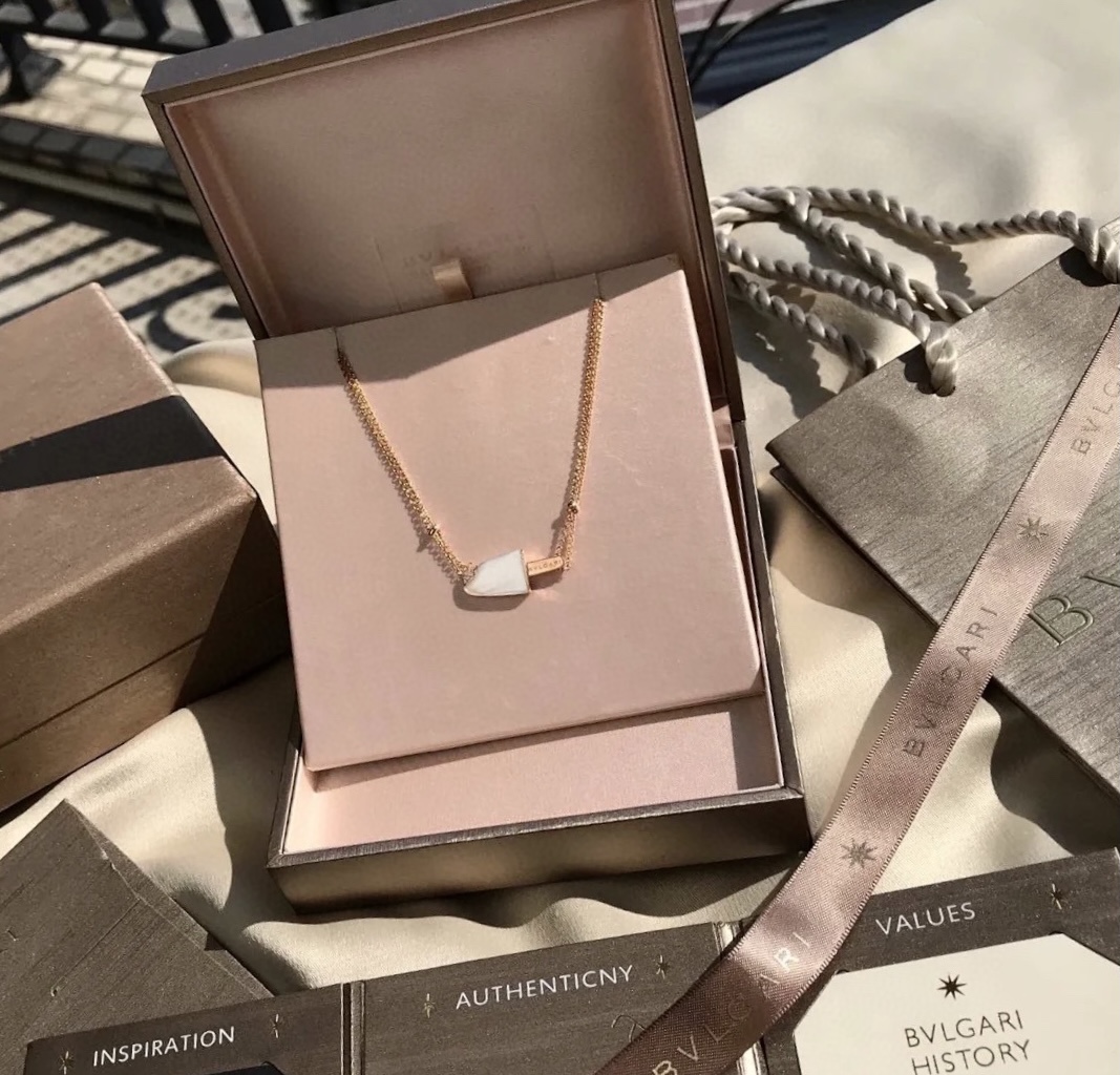 BVLGARI Bvlgari спружынны калье эксклюзіўная гальванічная тэхналогія 18K сапраўднае золата адчуванне-вышэйшая якасць