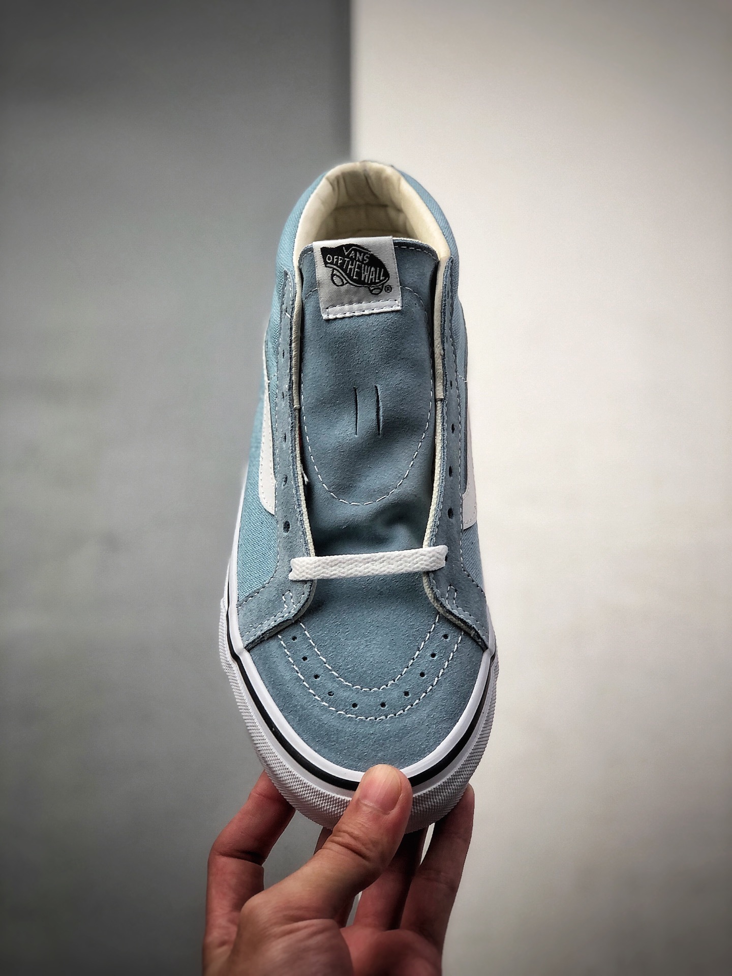 150  Vans经典款sk8mid中帮天蓝色帆布板鞋