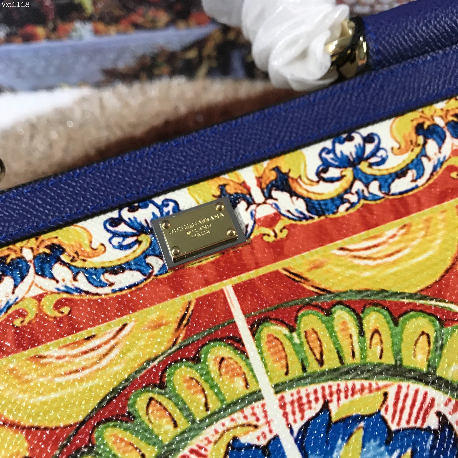 Dolce&Gabbana杜嘉班纳明星同款斜挎包可斜挎配镜子海外代购专用品有范有气场全新包型任何搭配都可