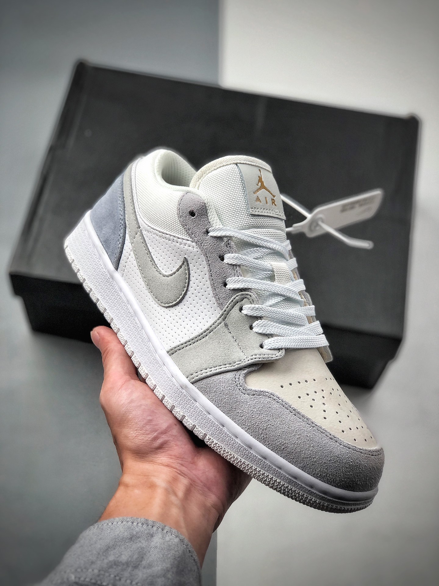 (UGG AJ1 colaboración con forro) Air Jordan 1 LowAJ1 Low Número oficial de producto: CV3043-100 Tallas 36-46 (sin medio…