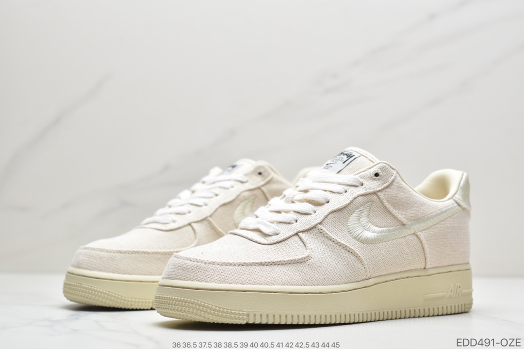 330 Stussy斯图西 x Nike Air Force 1 '07 Low”Black Cool”空军低帮经典板鞋“米白麻布电绣钩子”CZ9084-200