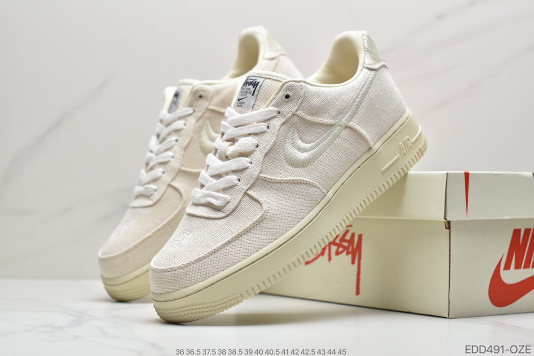 330 Stussy斯图西 x Nike Air Force 1 '07 Low”Black Cool”空军低帮经典板鞋“米白麻布电绣钩子”CZ9084-200