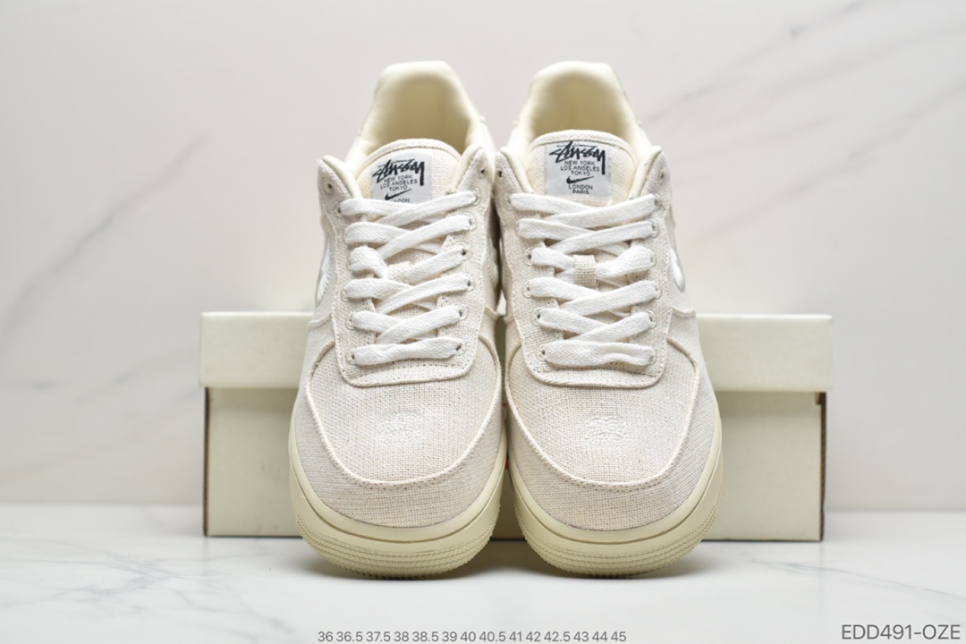 330 Stussy斯图西 x Nike Air Force 1 '07 Low”Black Cool”空军低帮经典板鞋“米白麻布电绣钩子”CZ9084-200