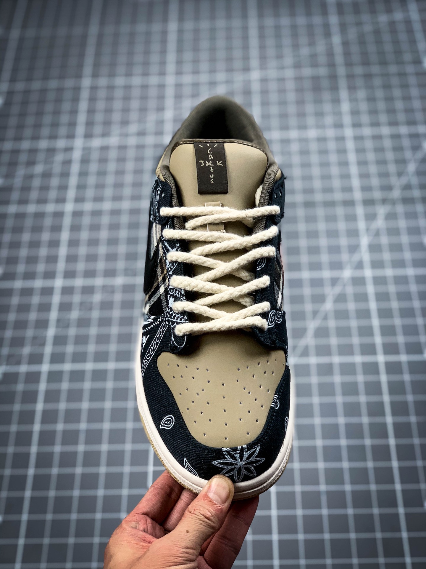 200 Nike Air Force 1 联名板鞋 腰果花  CT5053001