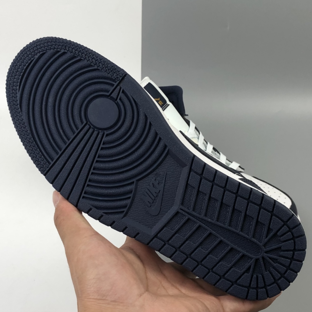 250 Air Jordan 1 Mid “What The”AJ1 乔1中帮中性文化篮球鞋黑耀石554724-174