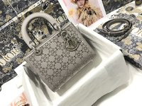 Best Fake
 Dior Lady Handbags Crossbody & Shoulder Bags Luxury Cheap
 Set With Diamonds Silk