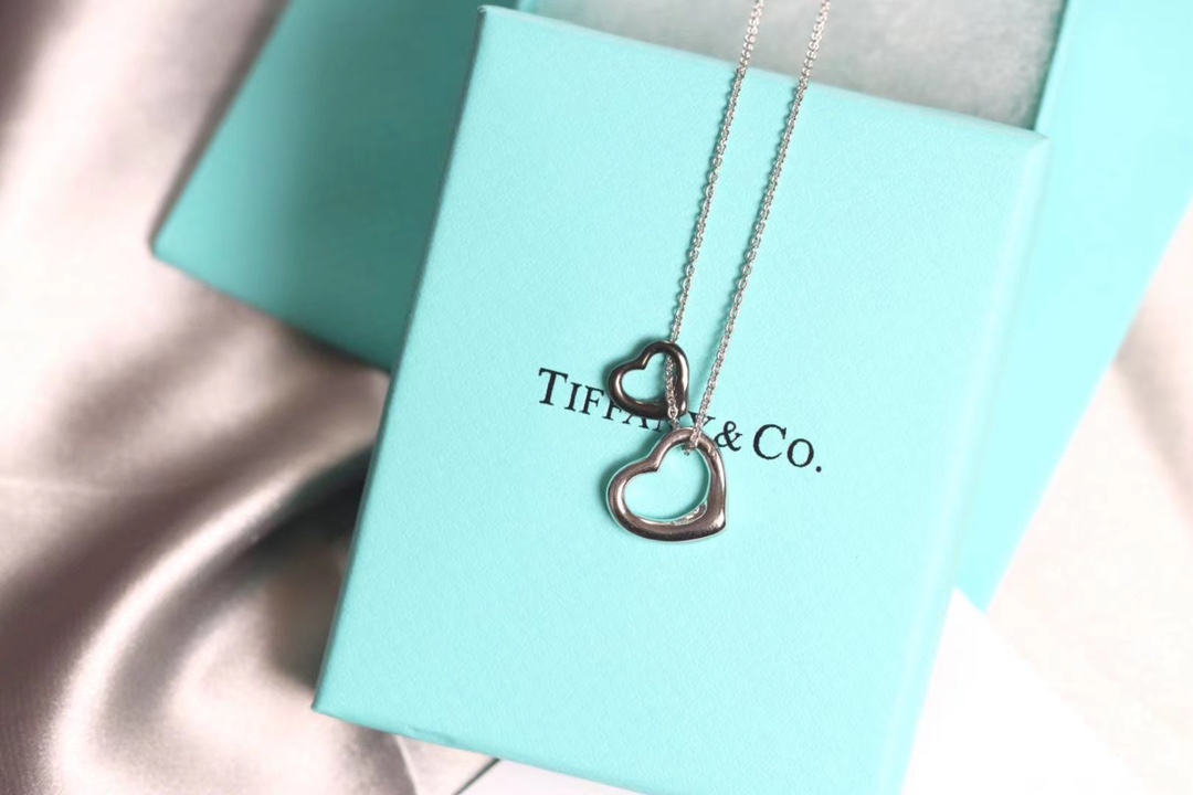 Tiffany & Co. Tiffany&Co.黑白双心银项链