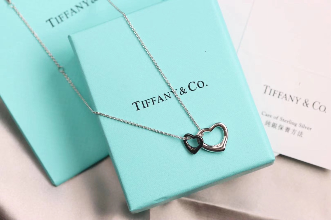 Tiffany & Co. Tiffany&Co.黑白双心银项链
