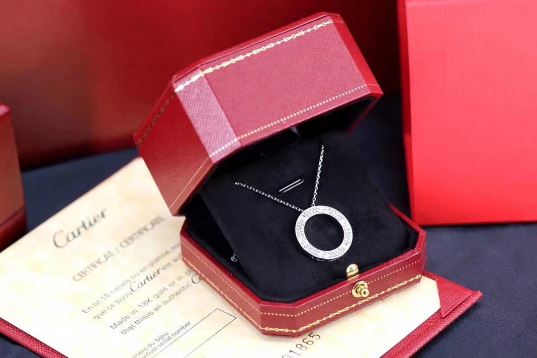 Cartier 卡地亚 银色LOVE满钻圆饼 锁骨项链