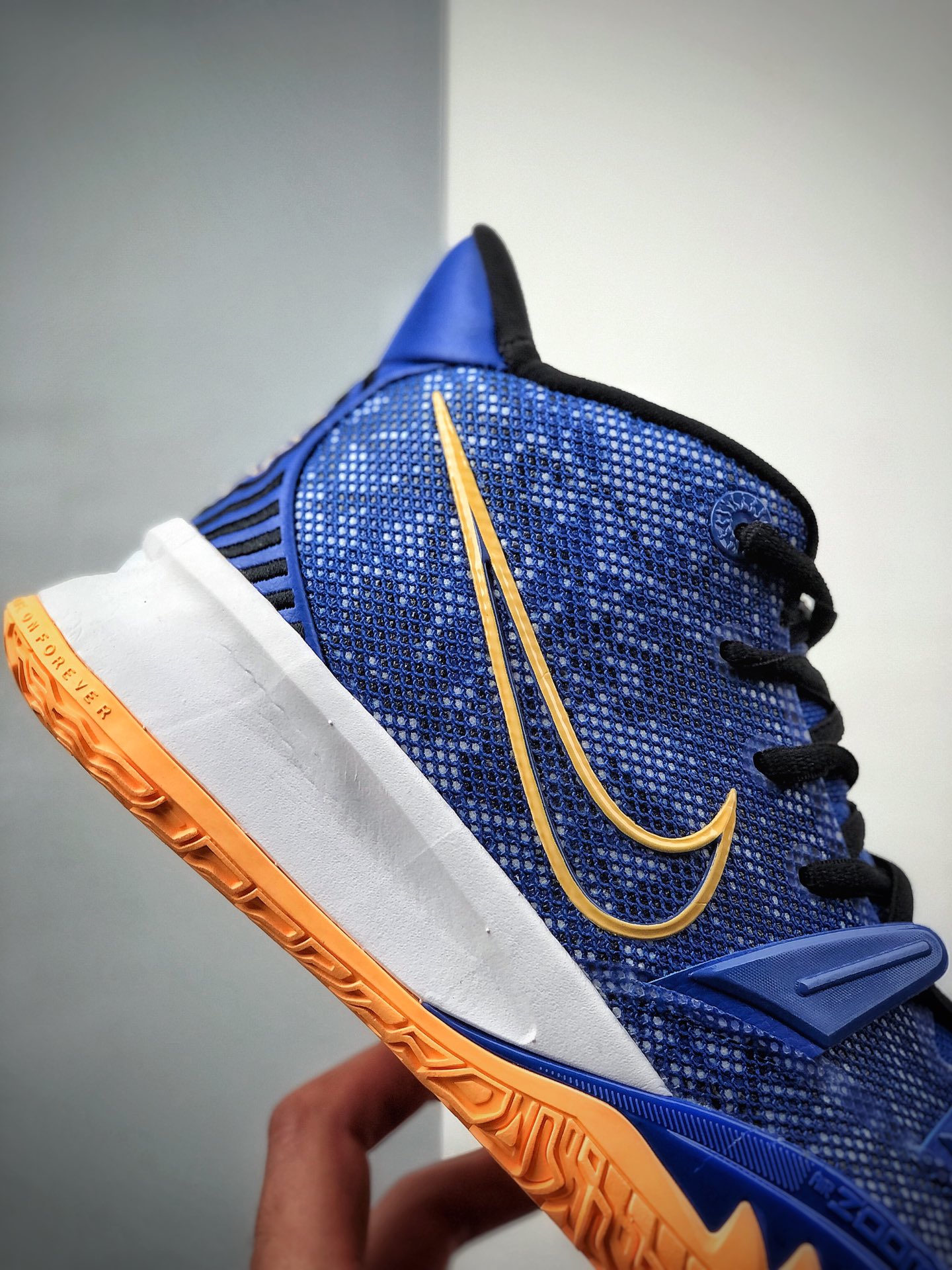 230 欧文全新七代 战靴耐克Nike Kyrie 7 PRE HEAT EP 欧文7代CT4080-400
