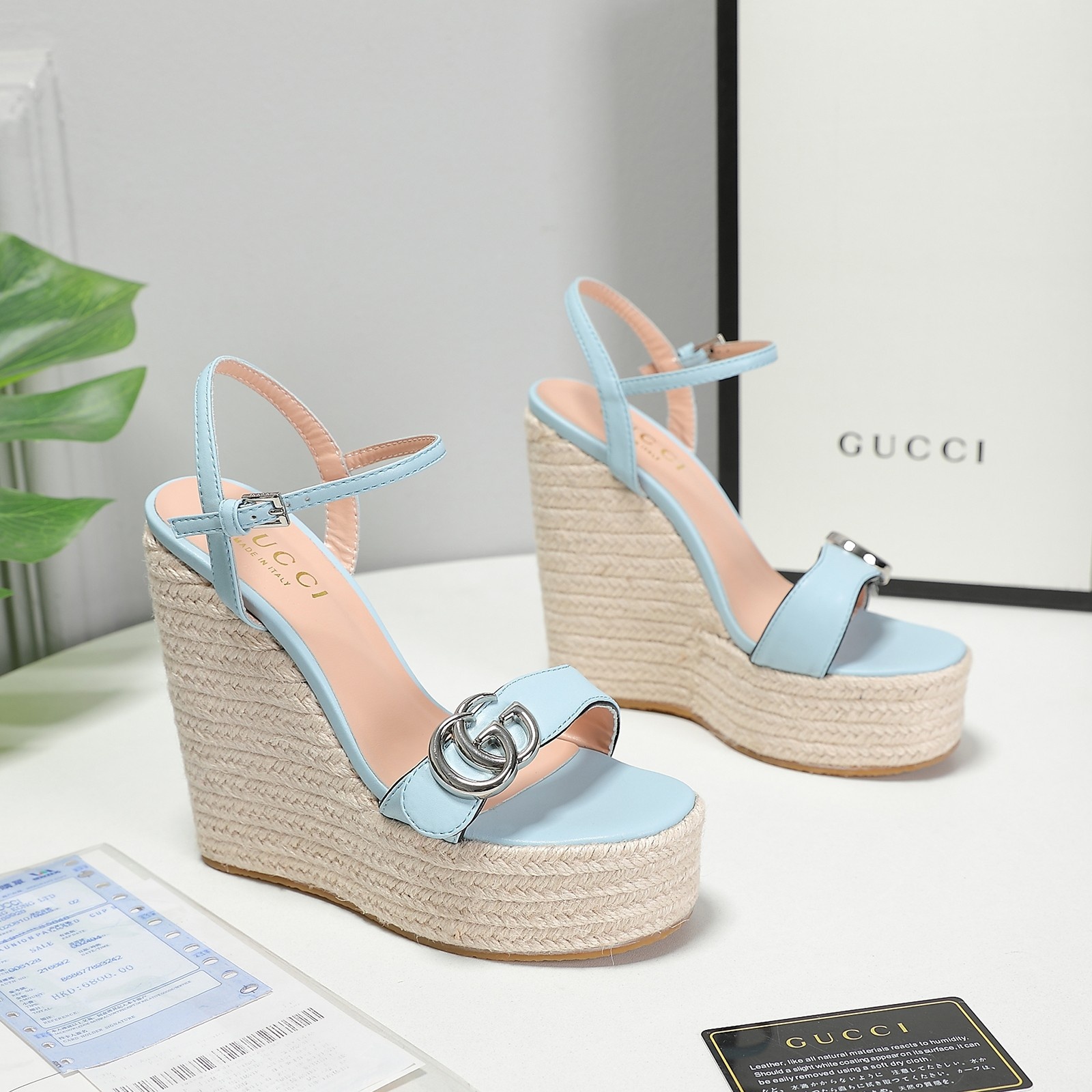 . Versión de gama alta 2021 Gucci Gucci nuevo talón inclinado sandalias de plataforma de agua Este p