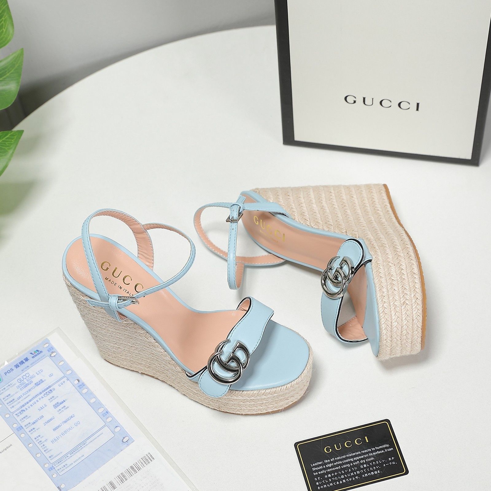 . Versión de gama alta 2021 Gucci Gucci nuevo talón inclinado sandalias de plataforma de agua Este p