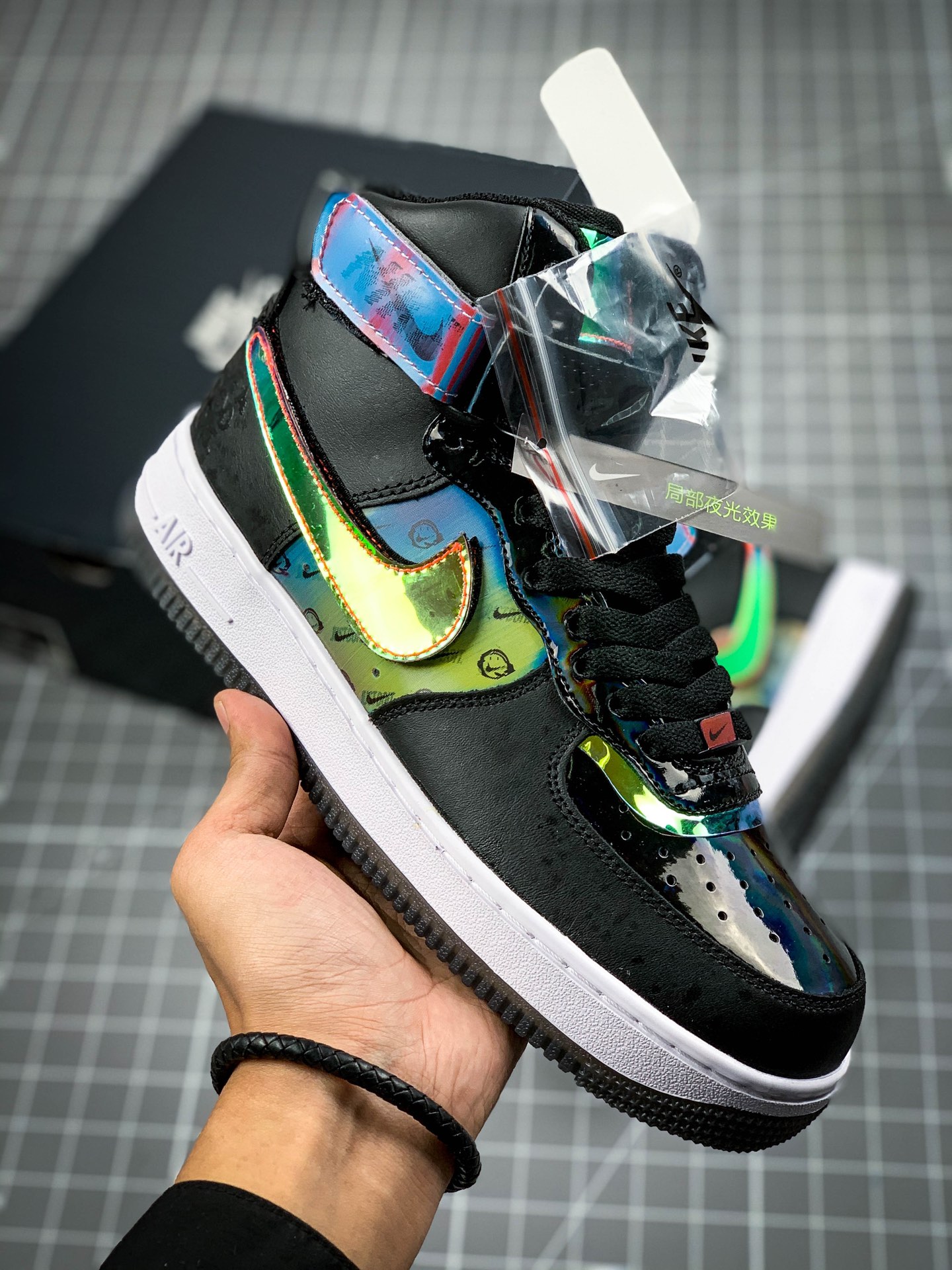 220 【公司级  空军一号系列】耐克/NIKE  耐克空军高帮板鞋 英雄联盟电玩黑镭射 DC0831-101