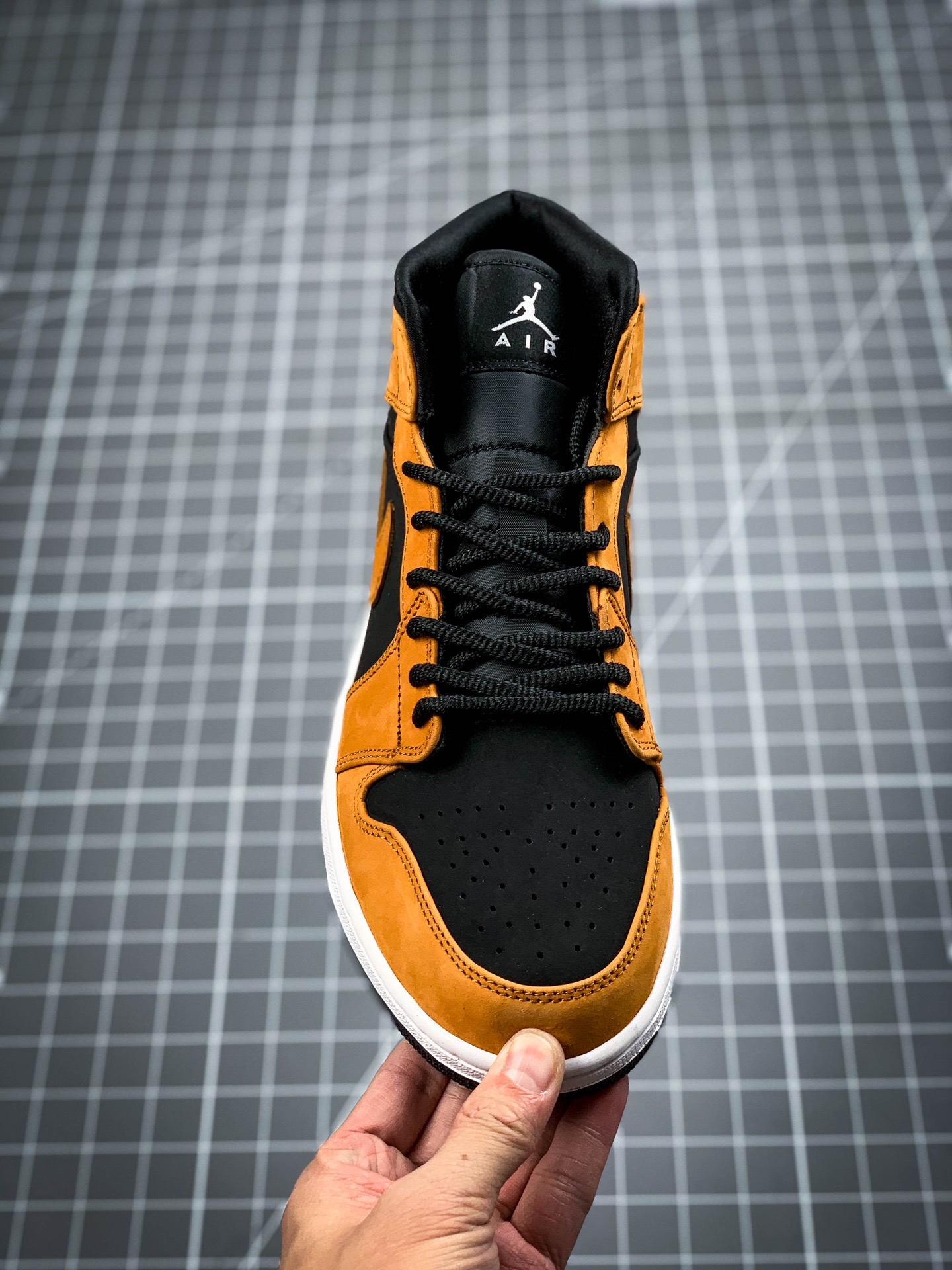240 Air Jordan 1 Mid AJ1乔1中帮文化篮球鞋 DB5453-700