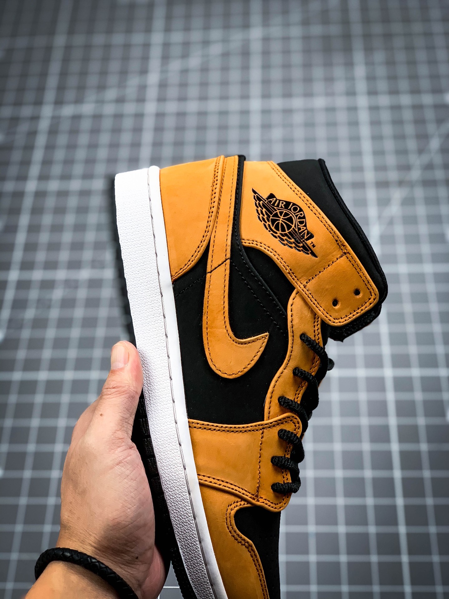 240 Air Jordan 1 Mid AJ1乔1中帮文化篮球鞋 DB5453-700