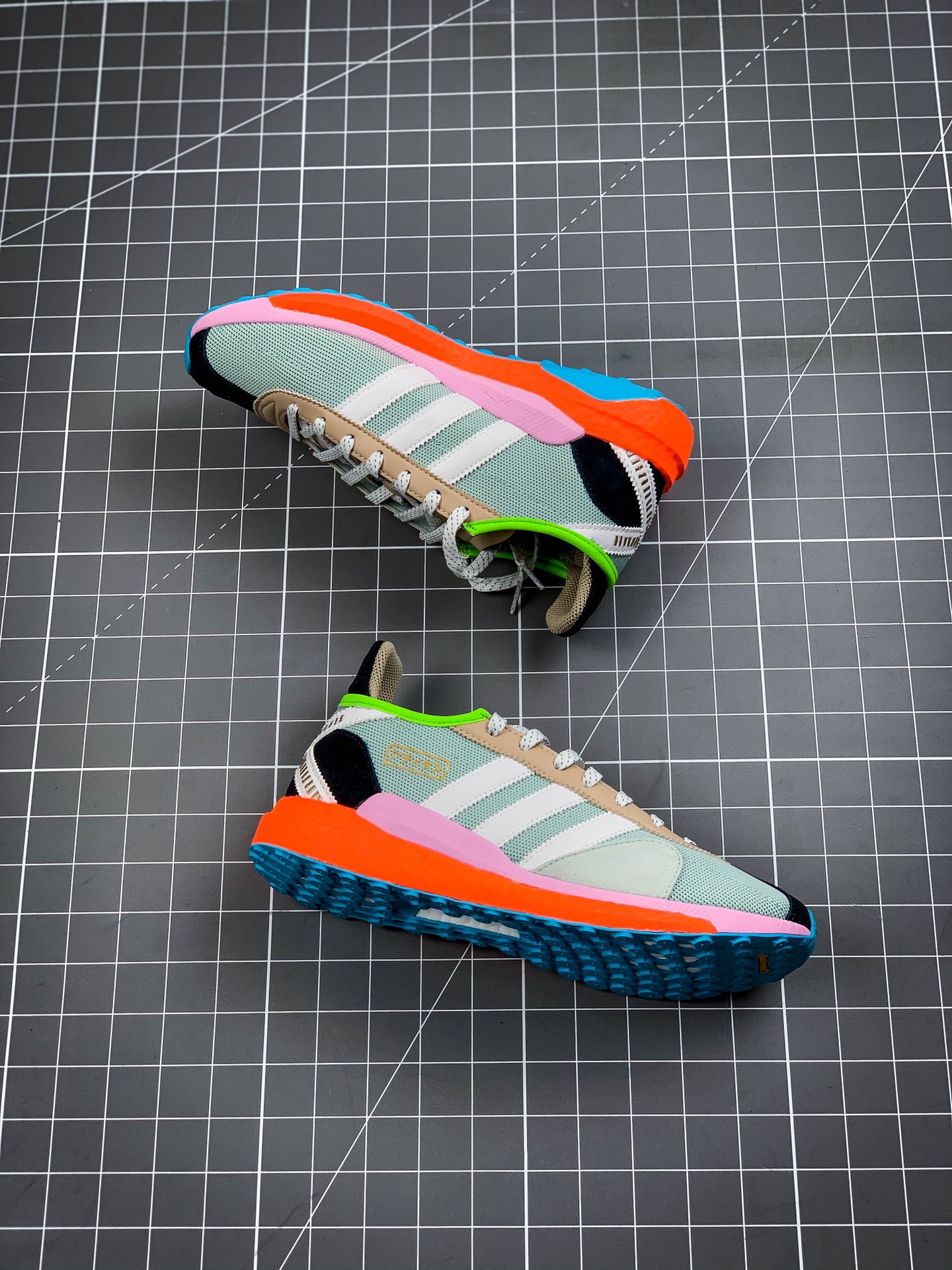 240 巴斯夫真标真爆Adidas菲董联名款 S42576