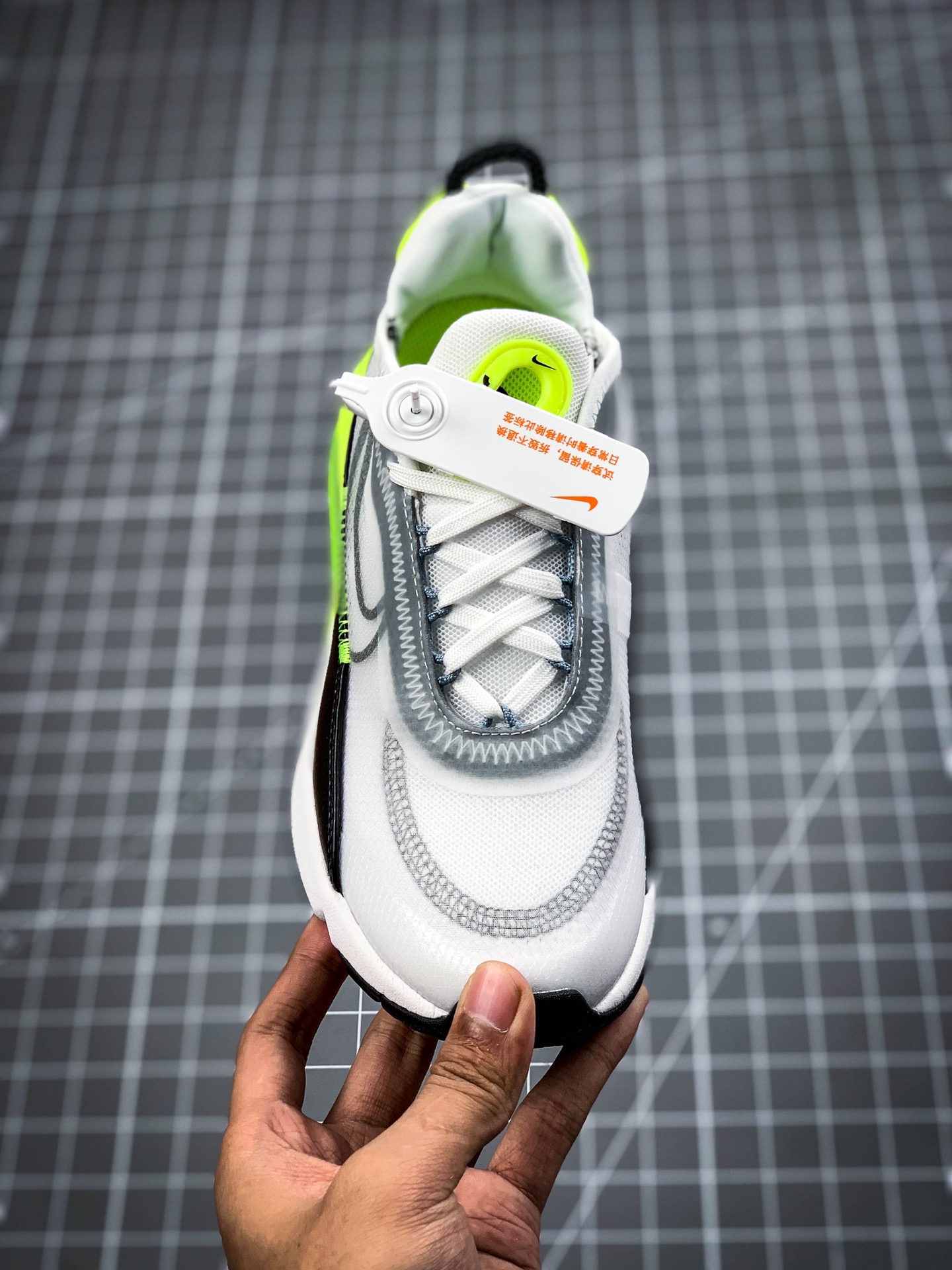 180 公司级 Nike Air Max 2090 耐克2020春季新款气垫跑鞋 BV9977-102