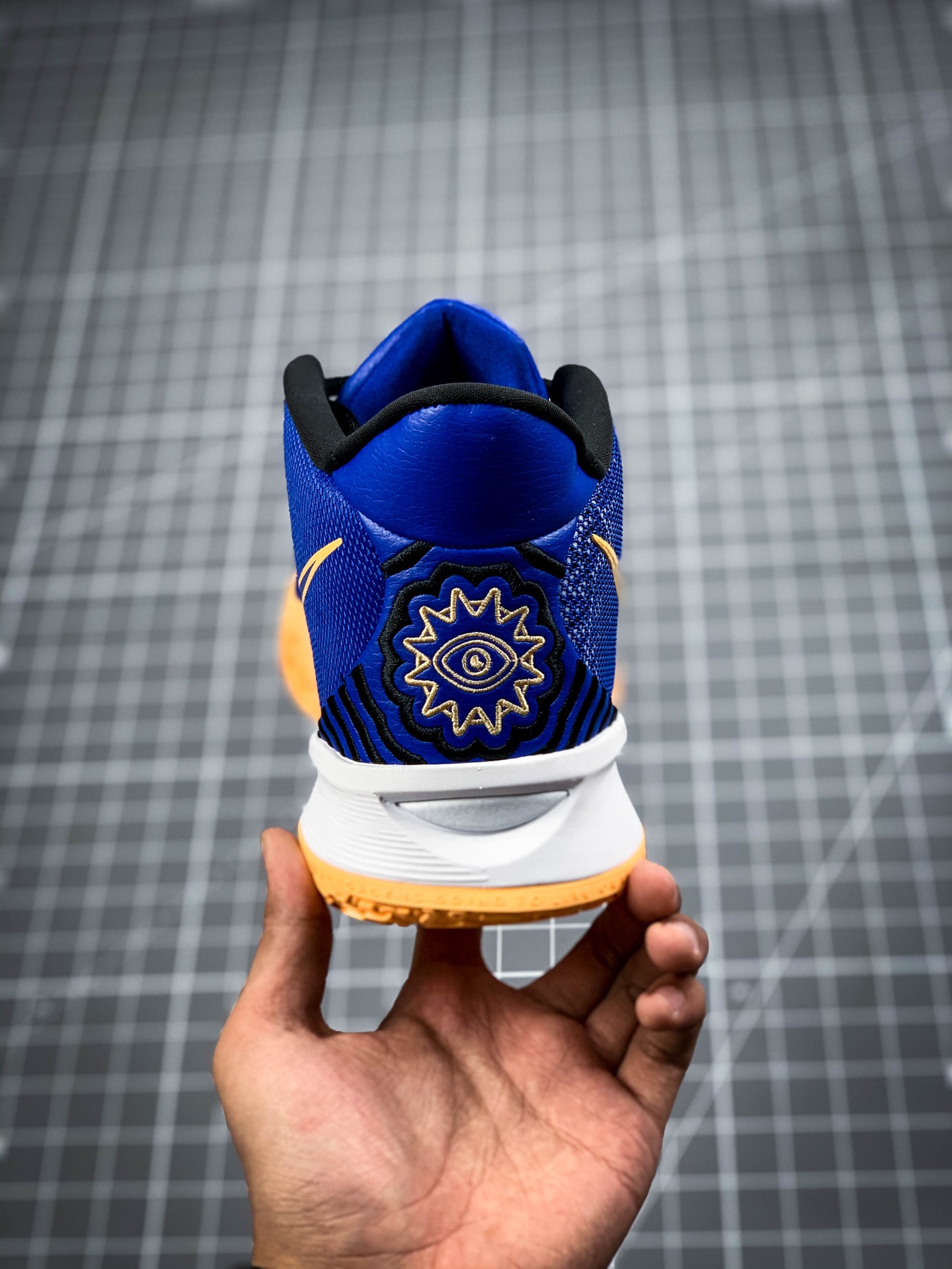 220 公司级  Nike Kyrie 7 Pre Heat Ep 实战篮球鞋 欧文7代 CT4080-400