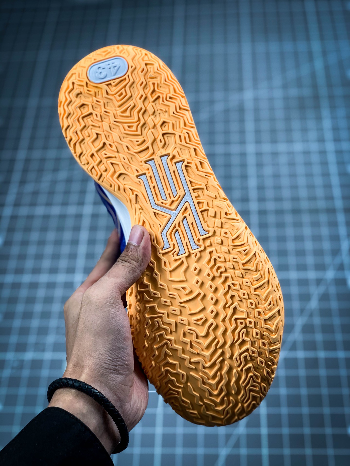 220 公司级  Nike Kyrie 7 Pre Heat Ep 实战篮球鞋 欧文7代 CT4080-400