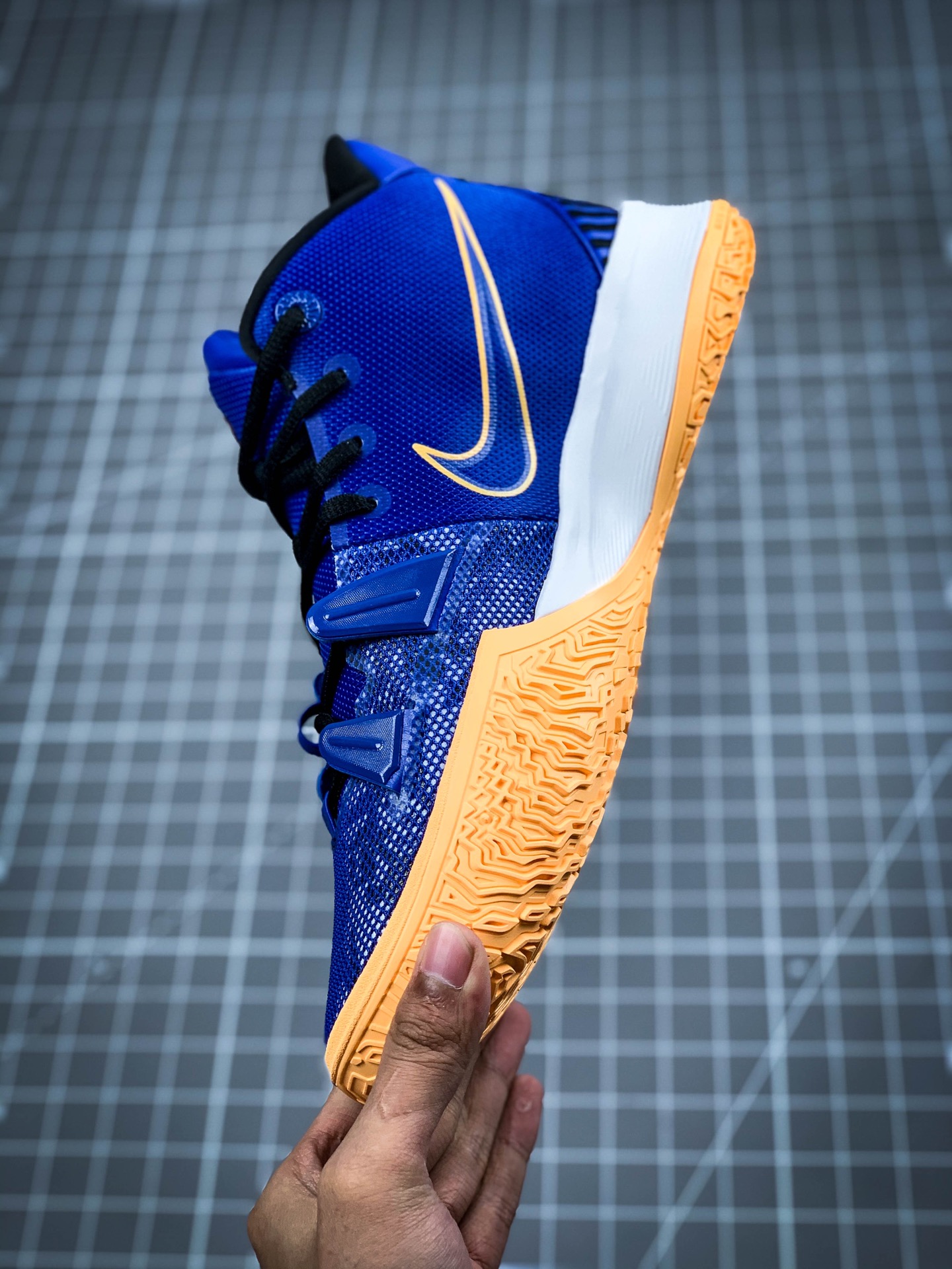 220 公司级  Nike Kyrie 7 Pre Heat Ep 实战篮球鞋 欧文7代 CT4080-400