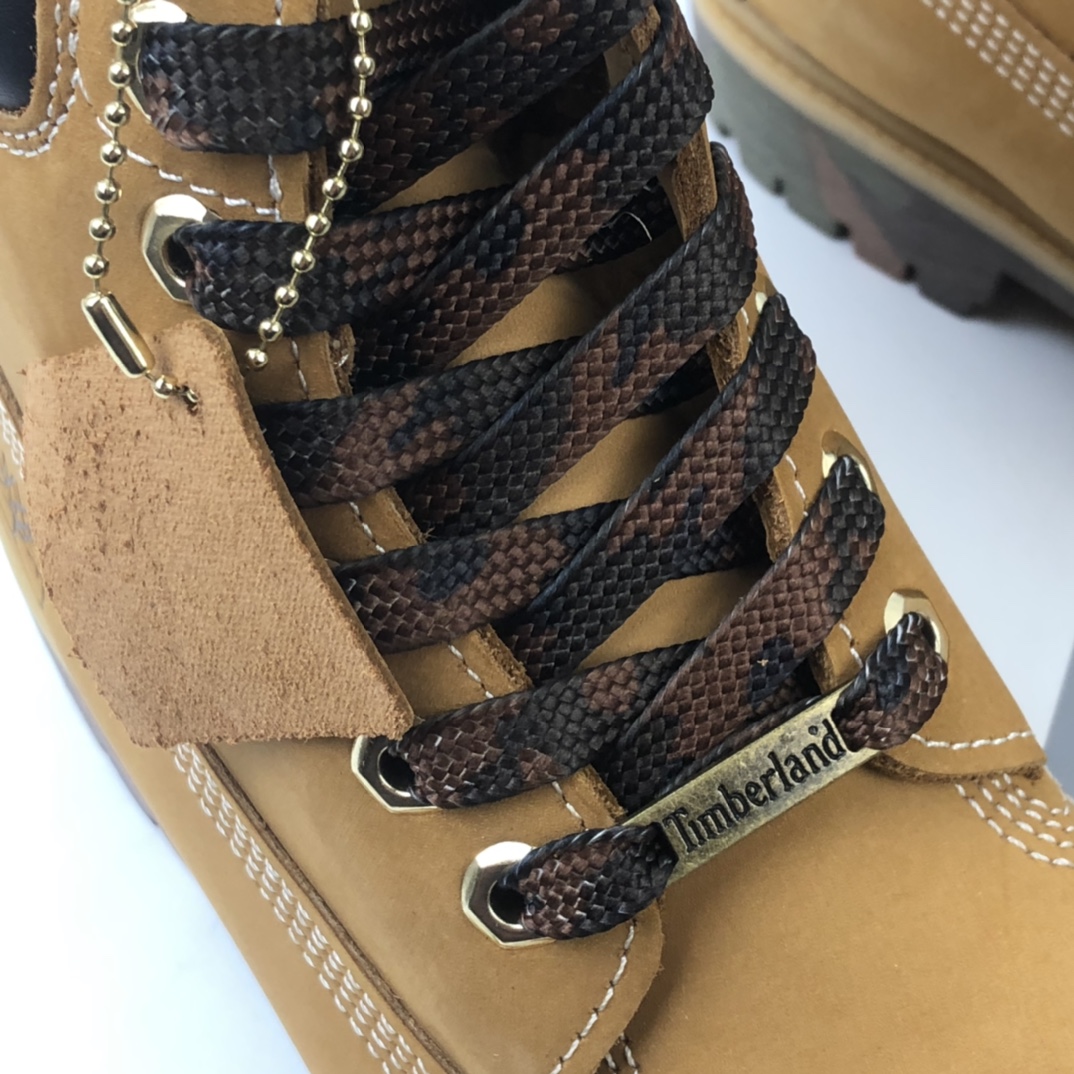 390 Timberland 经典迷彩底 男码7孔/6717B