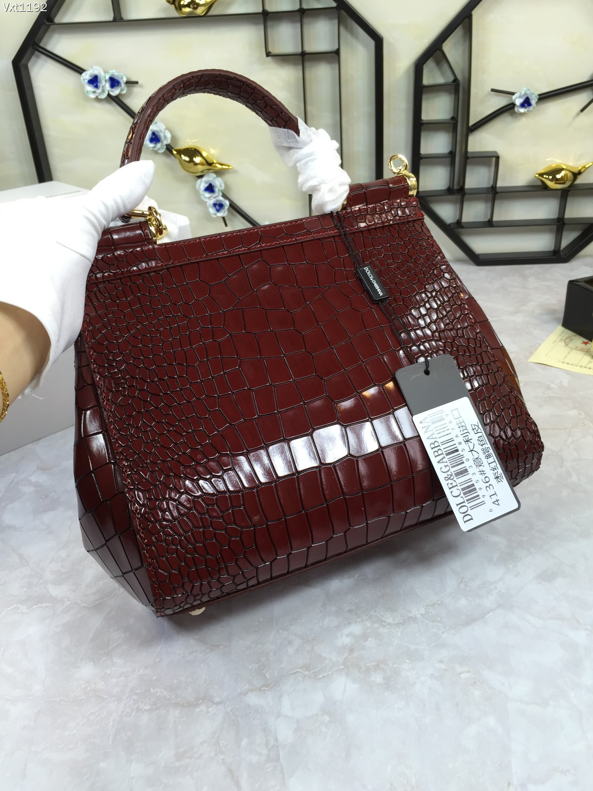 顶级原单Dolce&Gabbana杜嘉班纳️香港正品购入打版决定顶级牛货做工精细完美袋形进口头层牛皮压纹