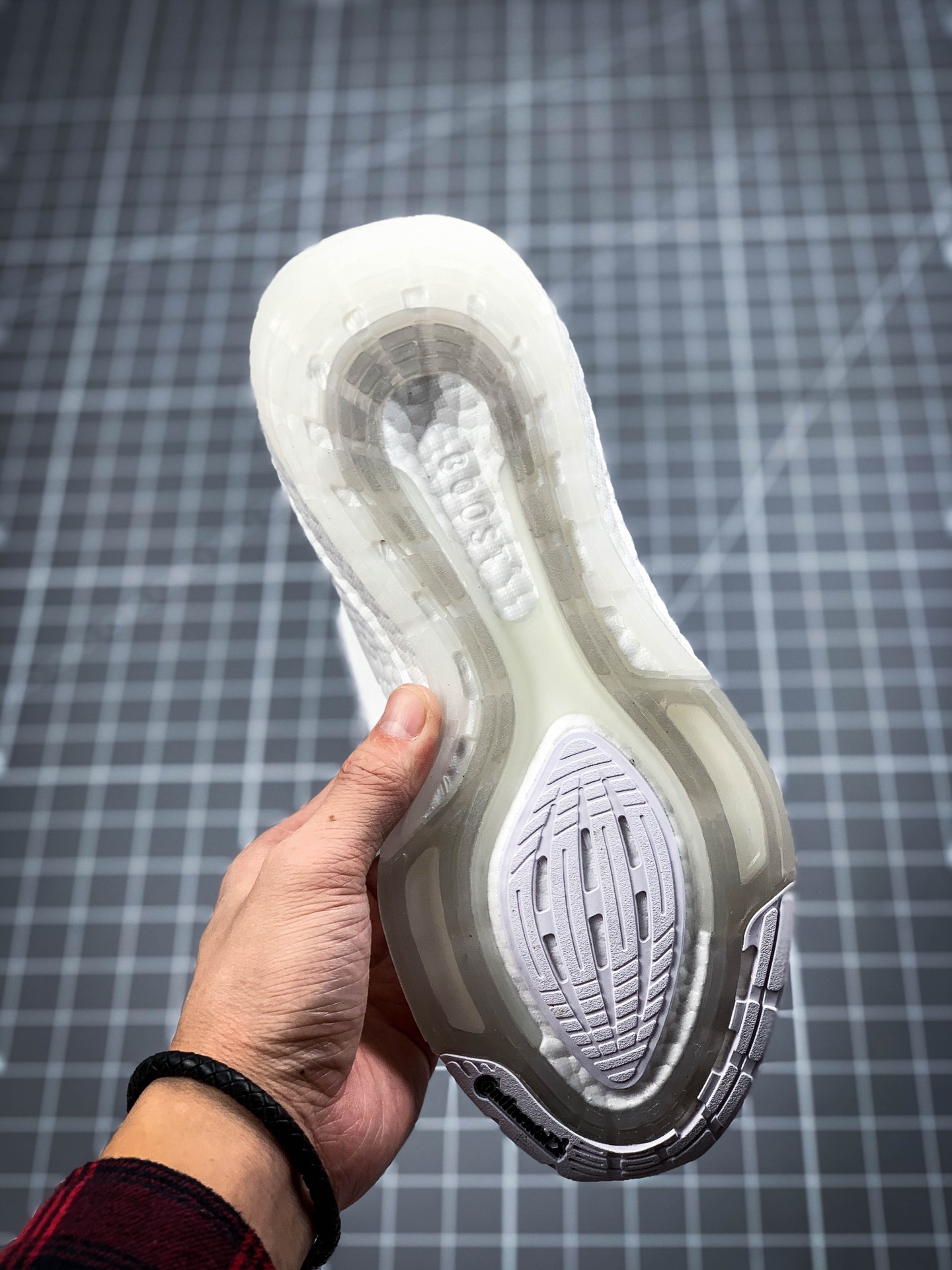 240  Ultra Boost 2020新款特别联名FY0402