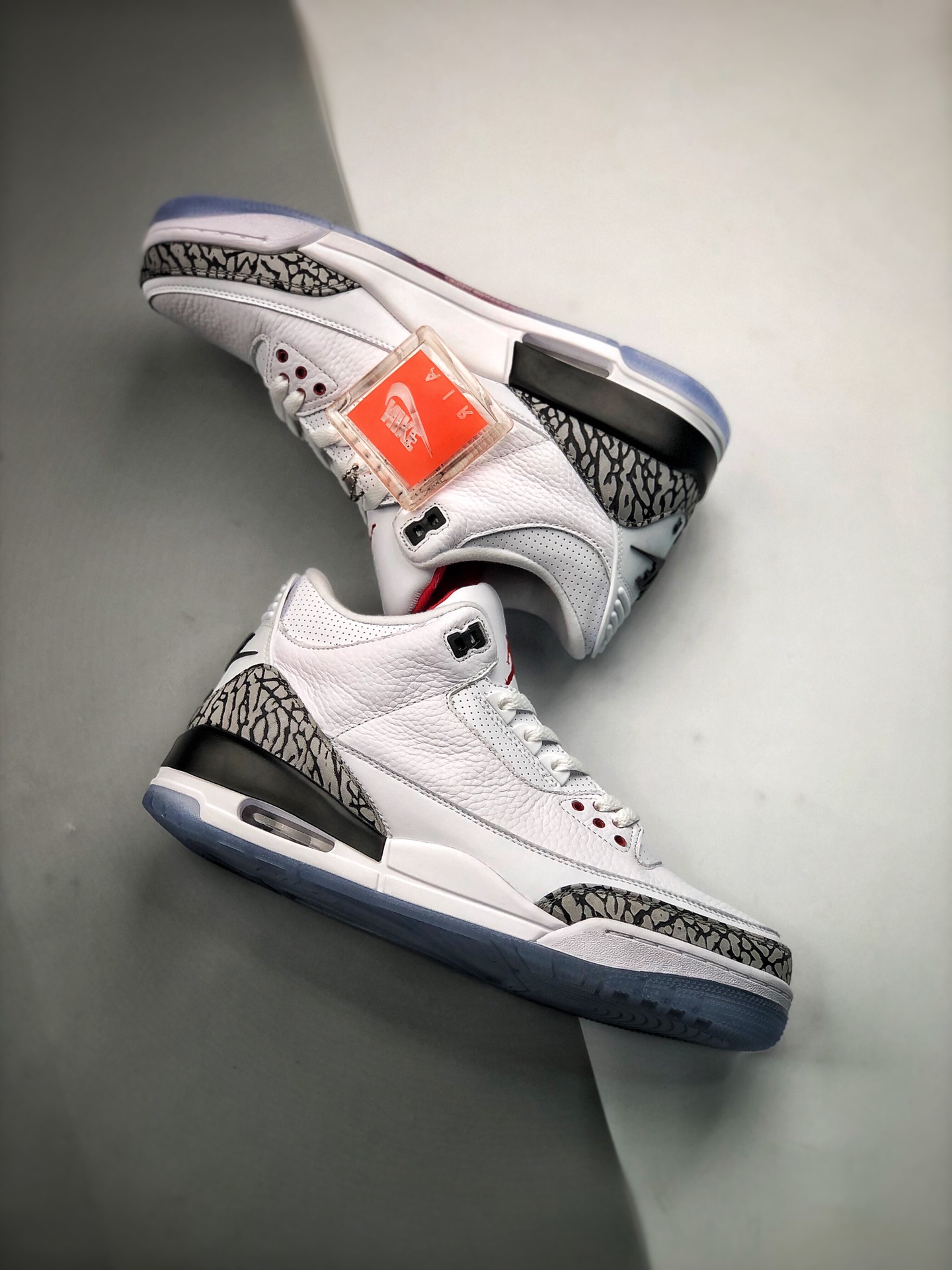 380 莞产纯原 大厂纯原！ Air Jordan 3 白水泥 原厂头层皮料