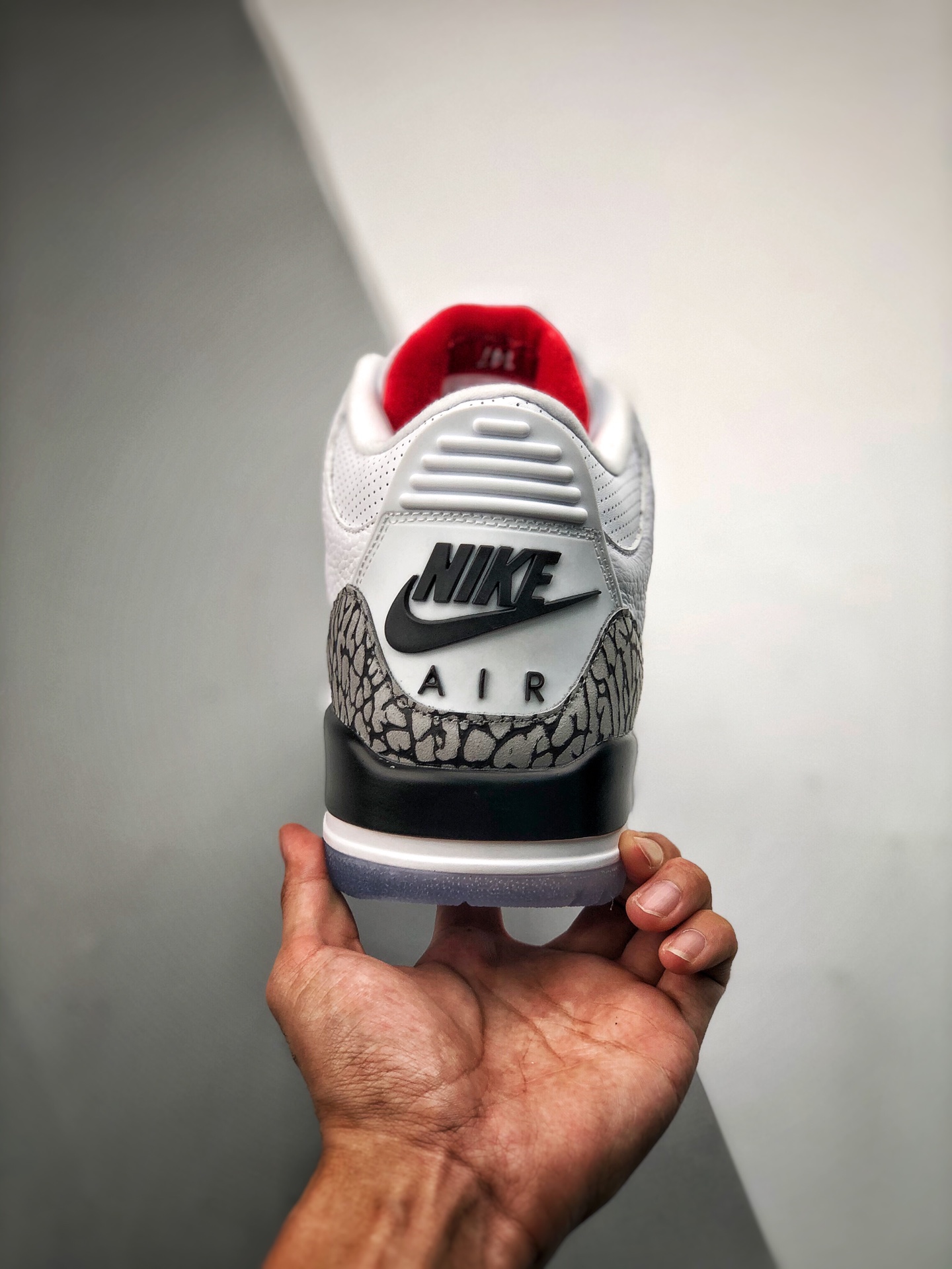 380 莞产纯原 大厂纯原！ Air Jordan 3 白水泥 原厂头层皮料