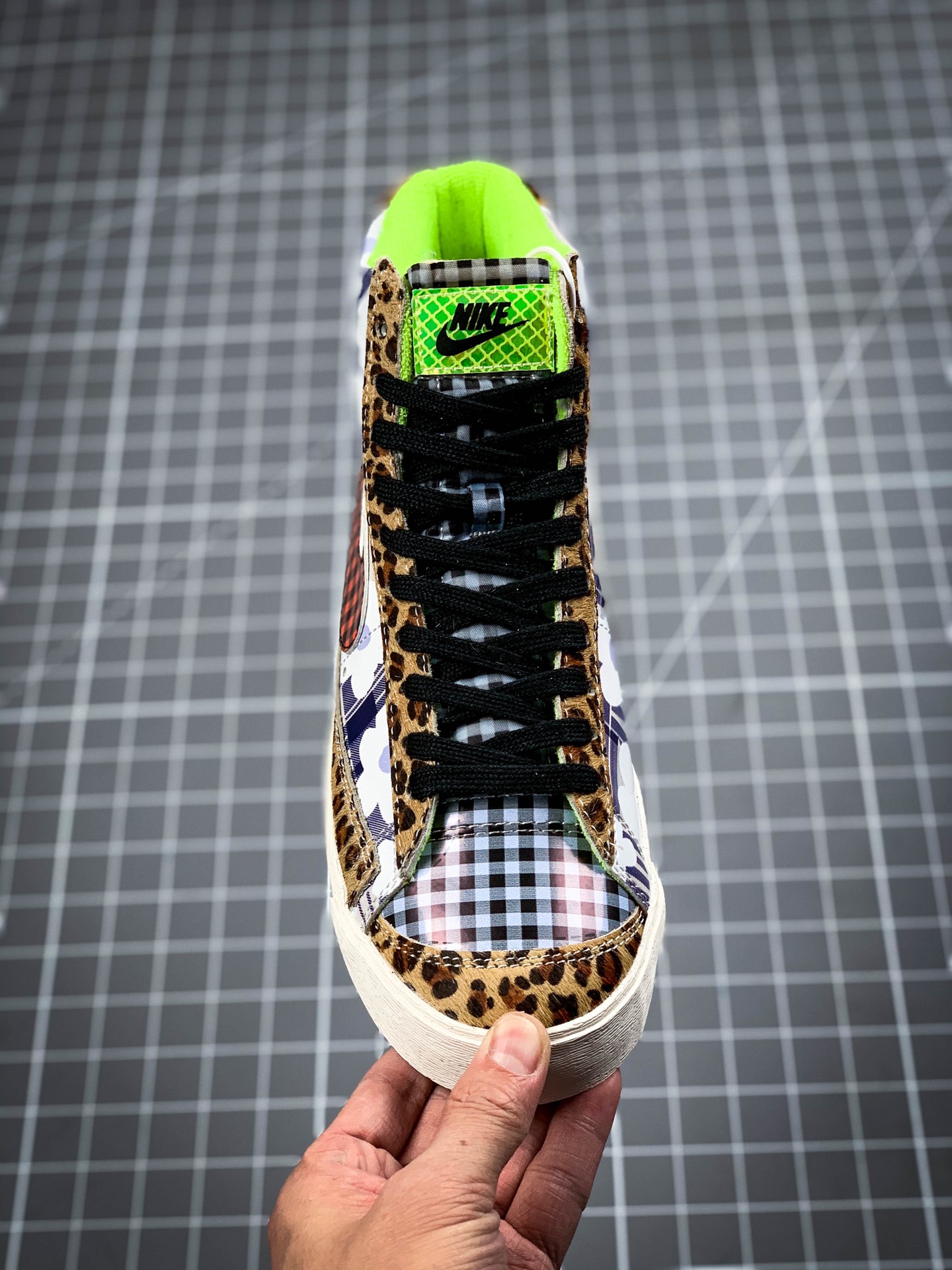 240 公司级耐克Nike Blazer Mid77 鸳鸯格纹小花豹纹男女板鞋 货号：CJ4239-981