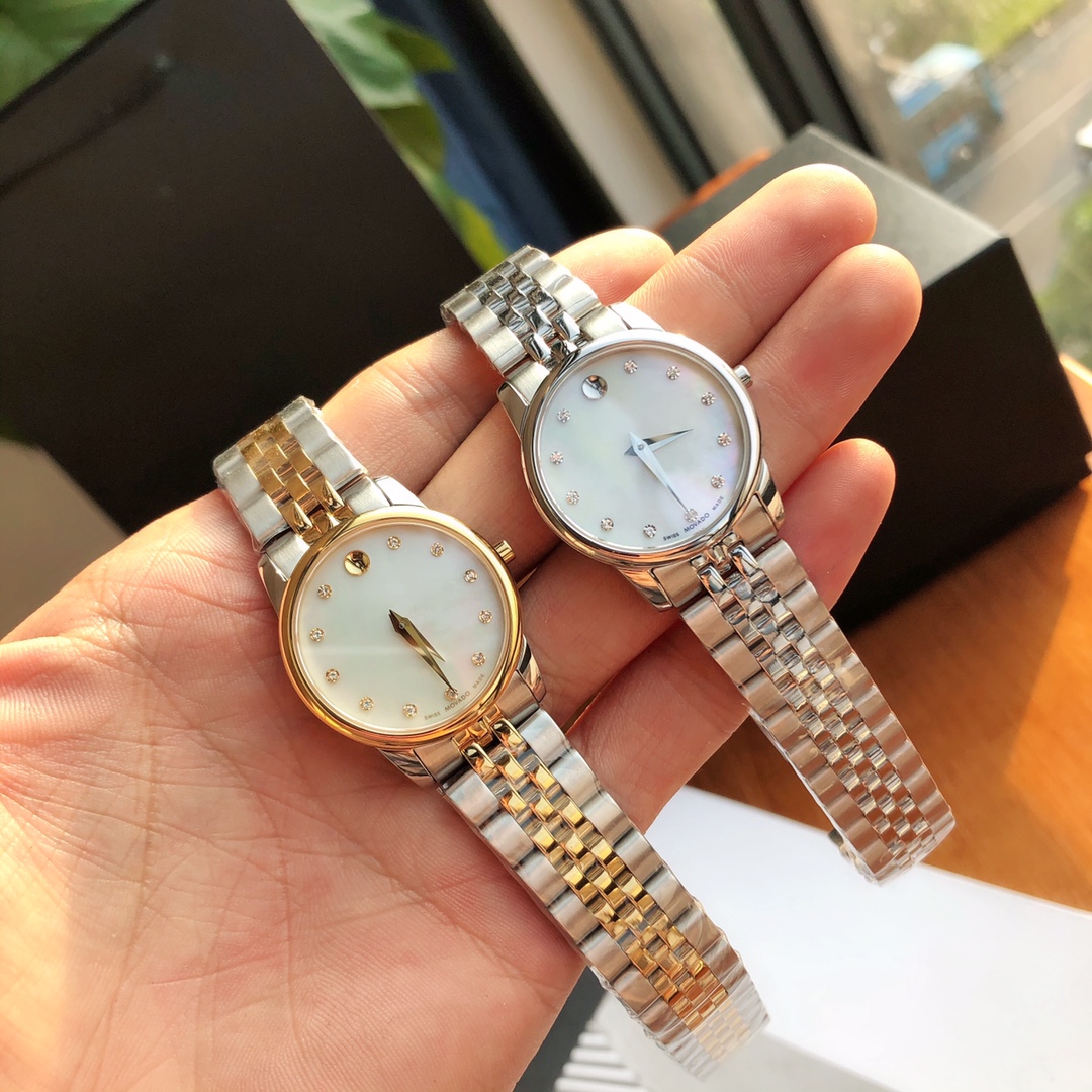 Часы Movado