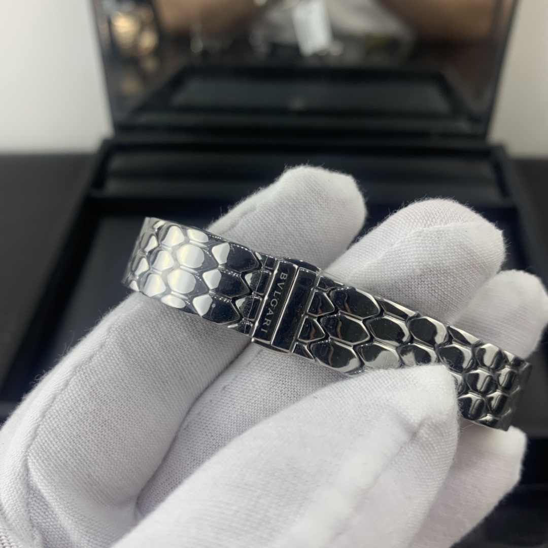 Bvlgari 皇家 宝格丽SERPENTI系列女表