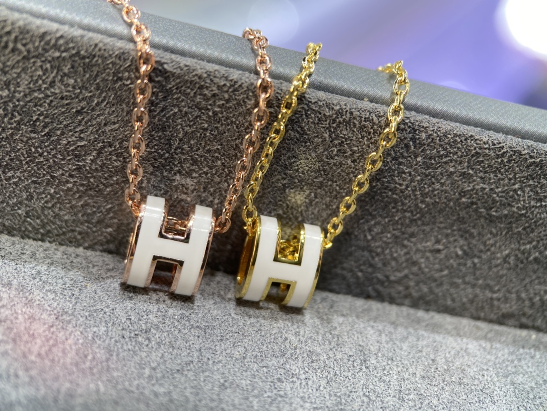 NO:102796,Hermes Mini H Necklace Counter One-to-One Seiko Version, Hermes Necklace, Hermes, Necklace19860909爱马仕迷你H项链 专柜一比一精工版本,爱马仕项链,hermes,necklace,Jewelry